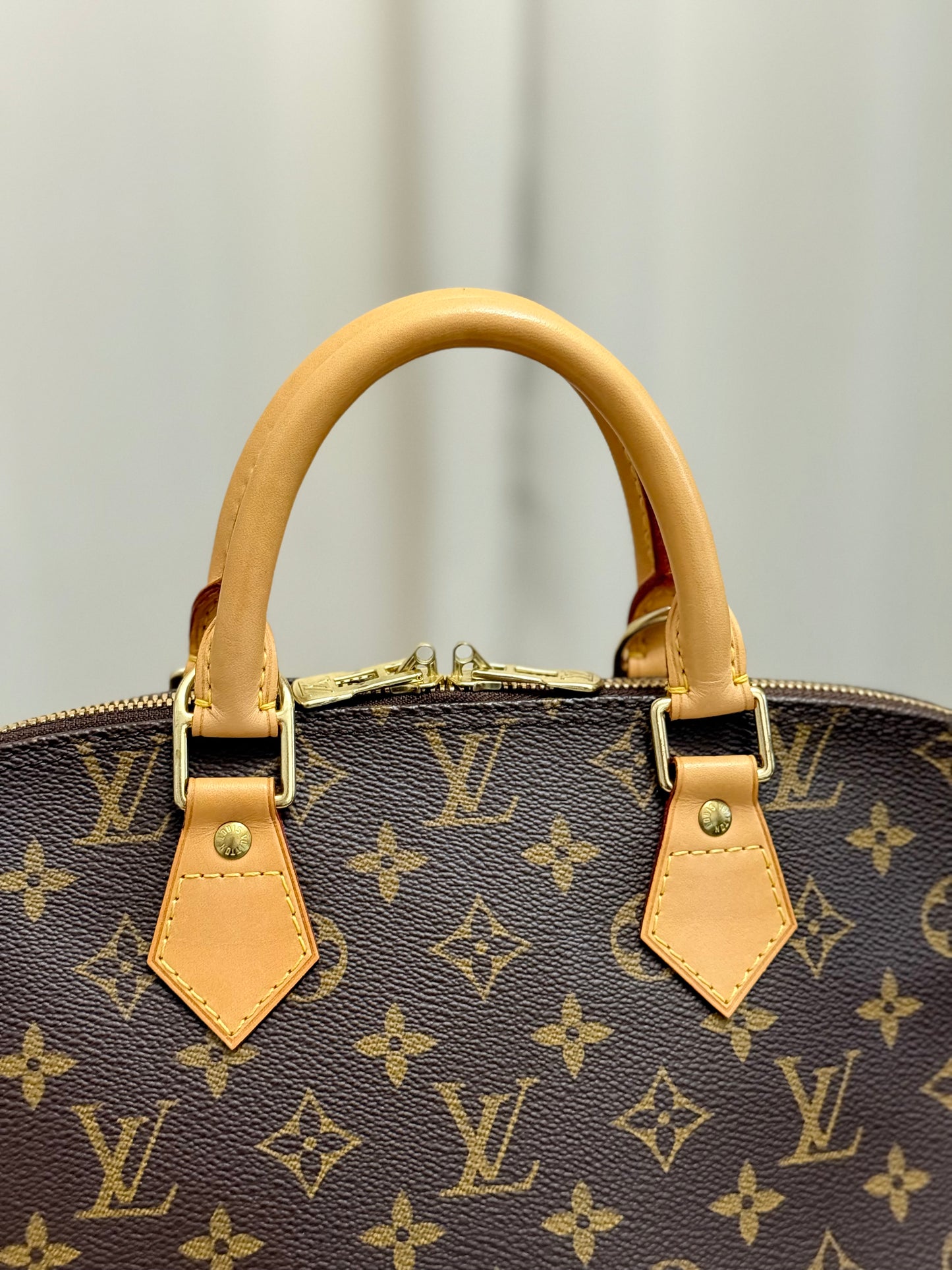Louis Vuitton Alma PM Mono