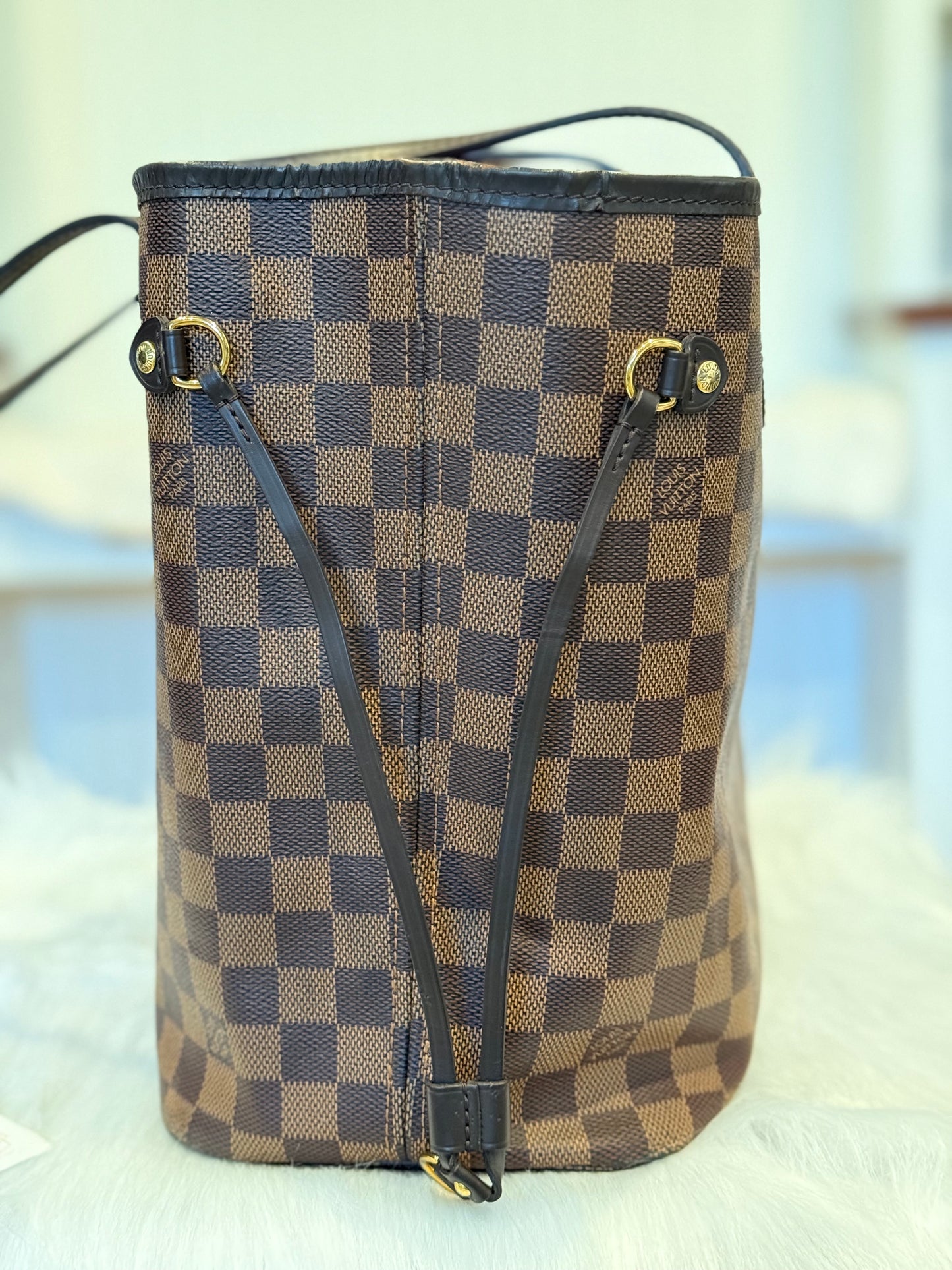Louis Vuitton Neverfull MM Damier Ebene Cerise