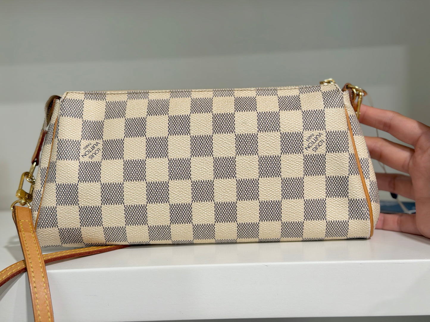 Louis Vuitton Eva Pochette Damier Azur