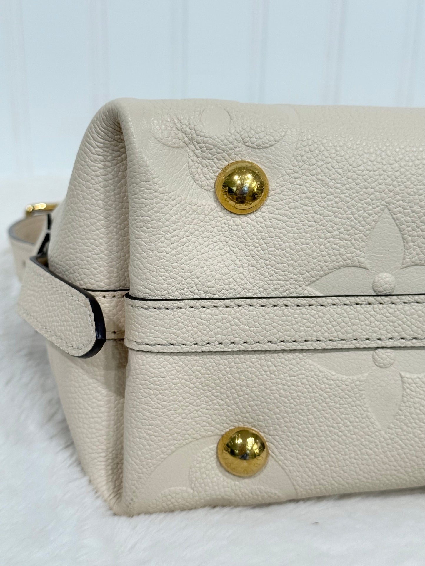 Louis Vuitton Carryall PM Creme