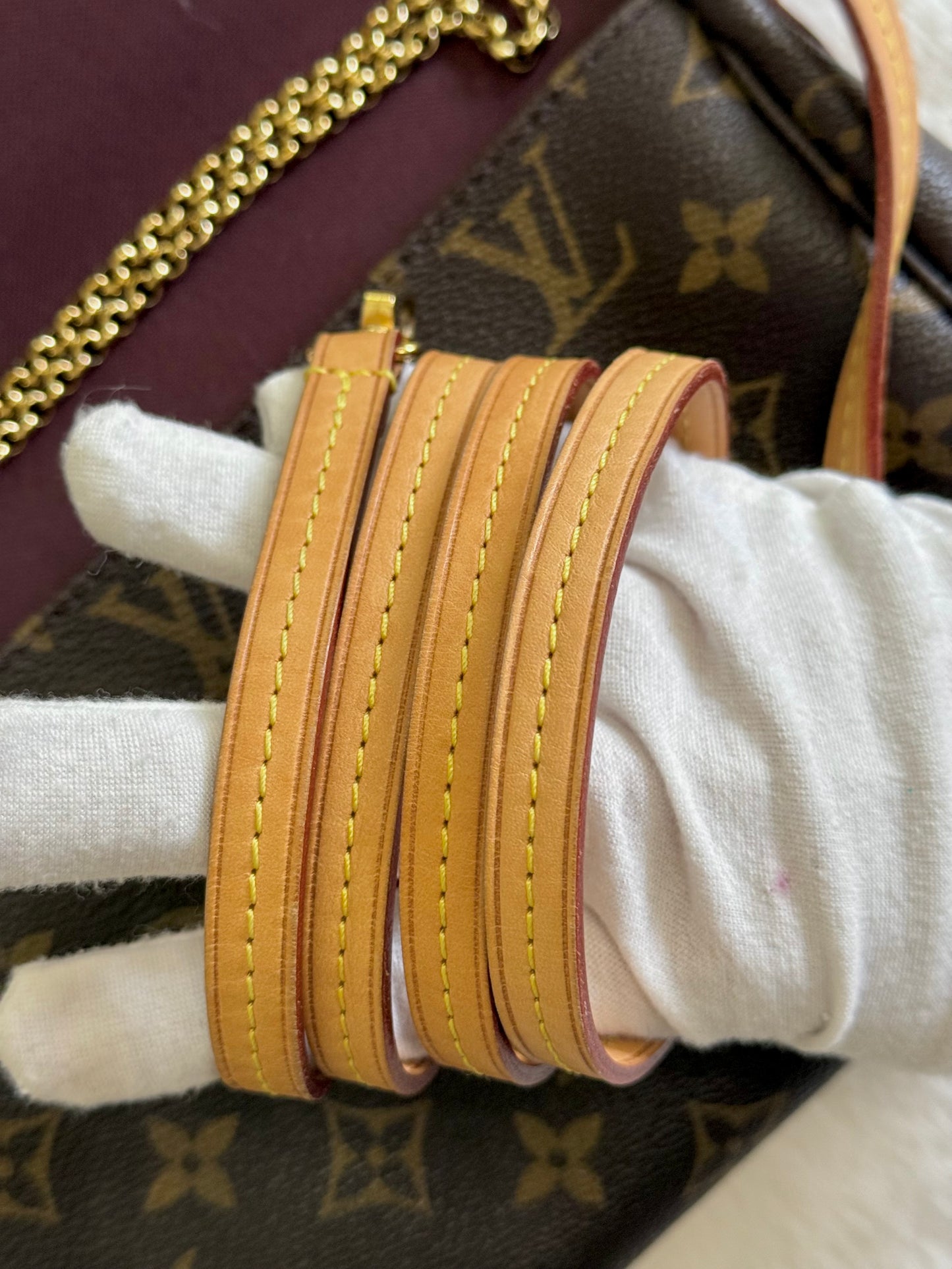 Louis Vuitton Favorite MM Mono DU2166