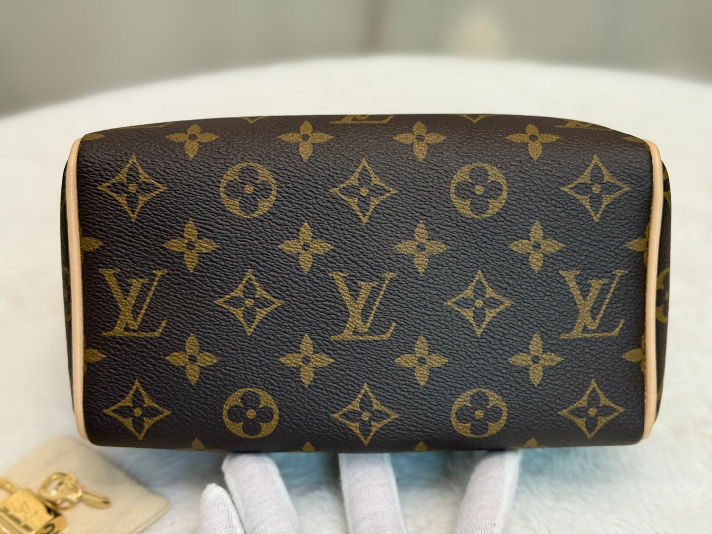 Louis Vuitton Speedy Bandouliere 20 Mono with Black/Pink Adjustable Strap