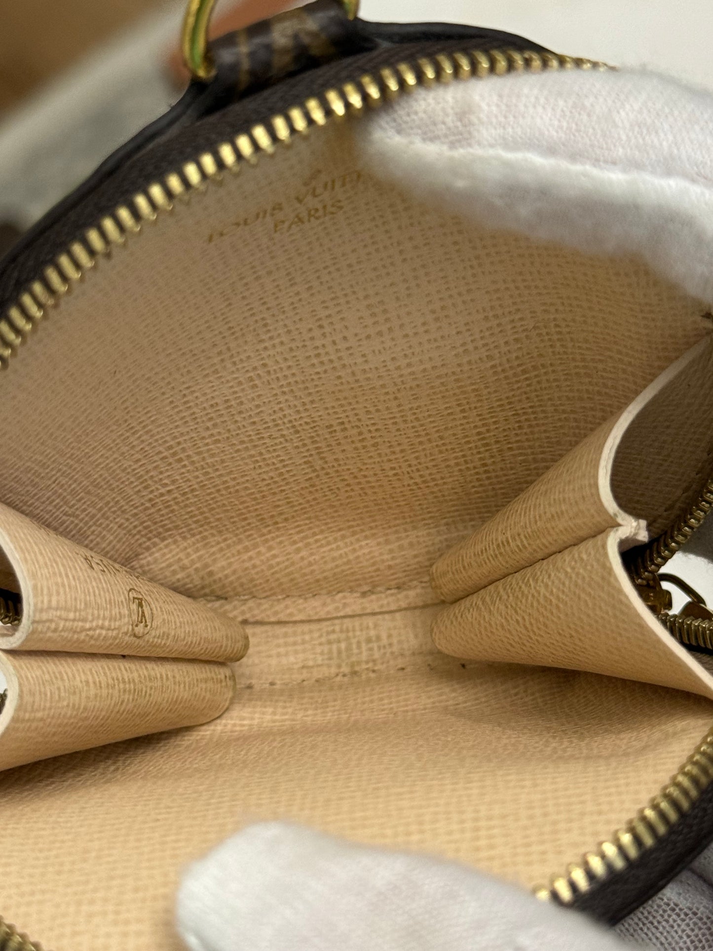 Louis Vuitton Round Coin Pouch Mono