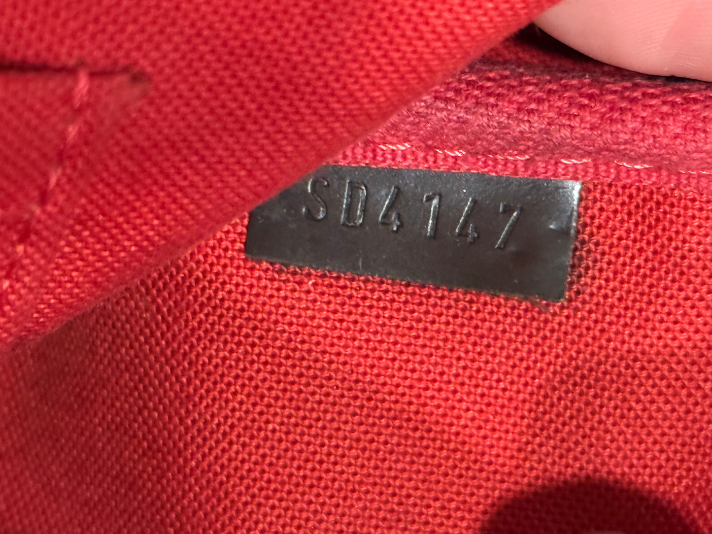 Louis Vuitton Favorite MM Damier Ebene