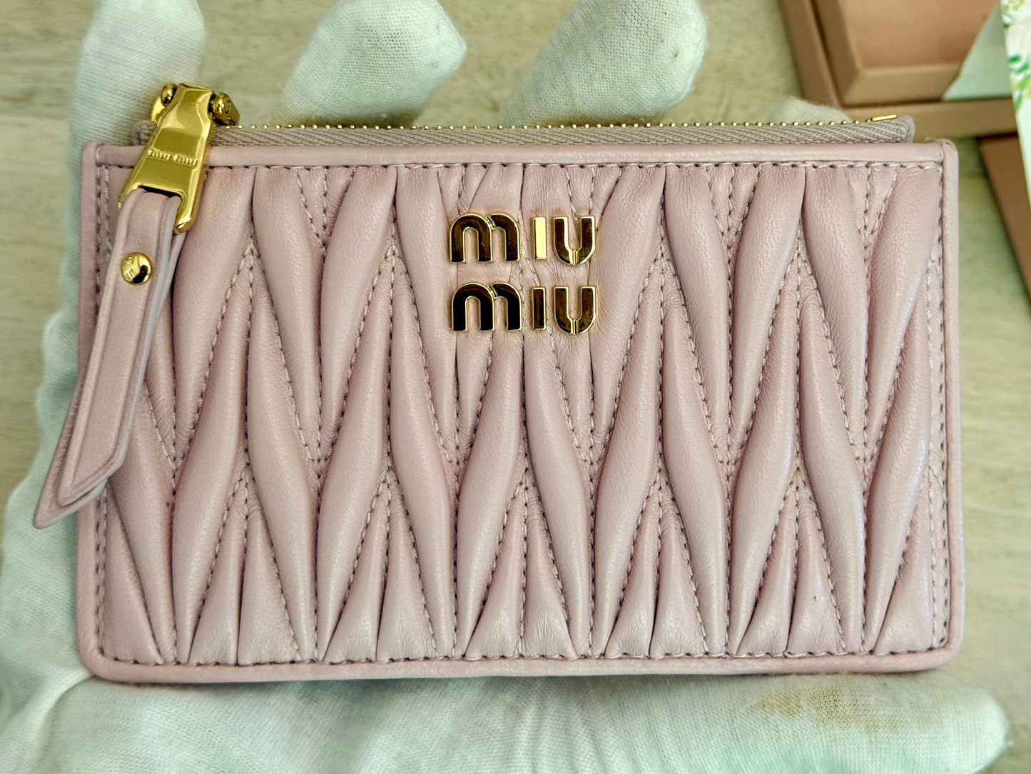 Miu Miu Matelasse Card Case Wallet in Pink