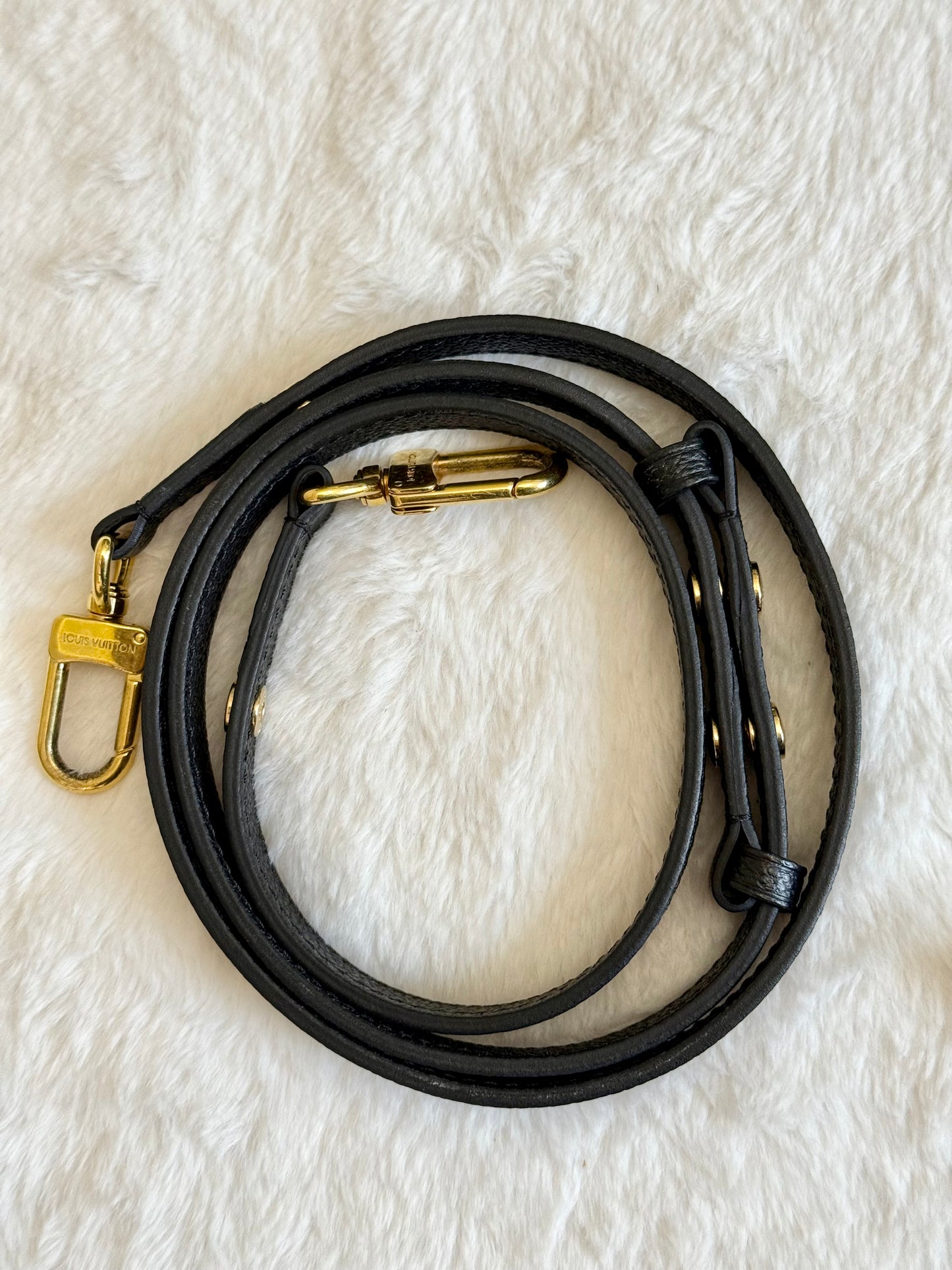 Louis Vuitton Neonoe MM Empreinte Bicolor Black/Beige