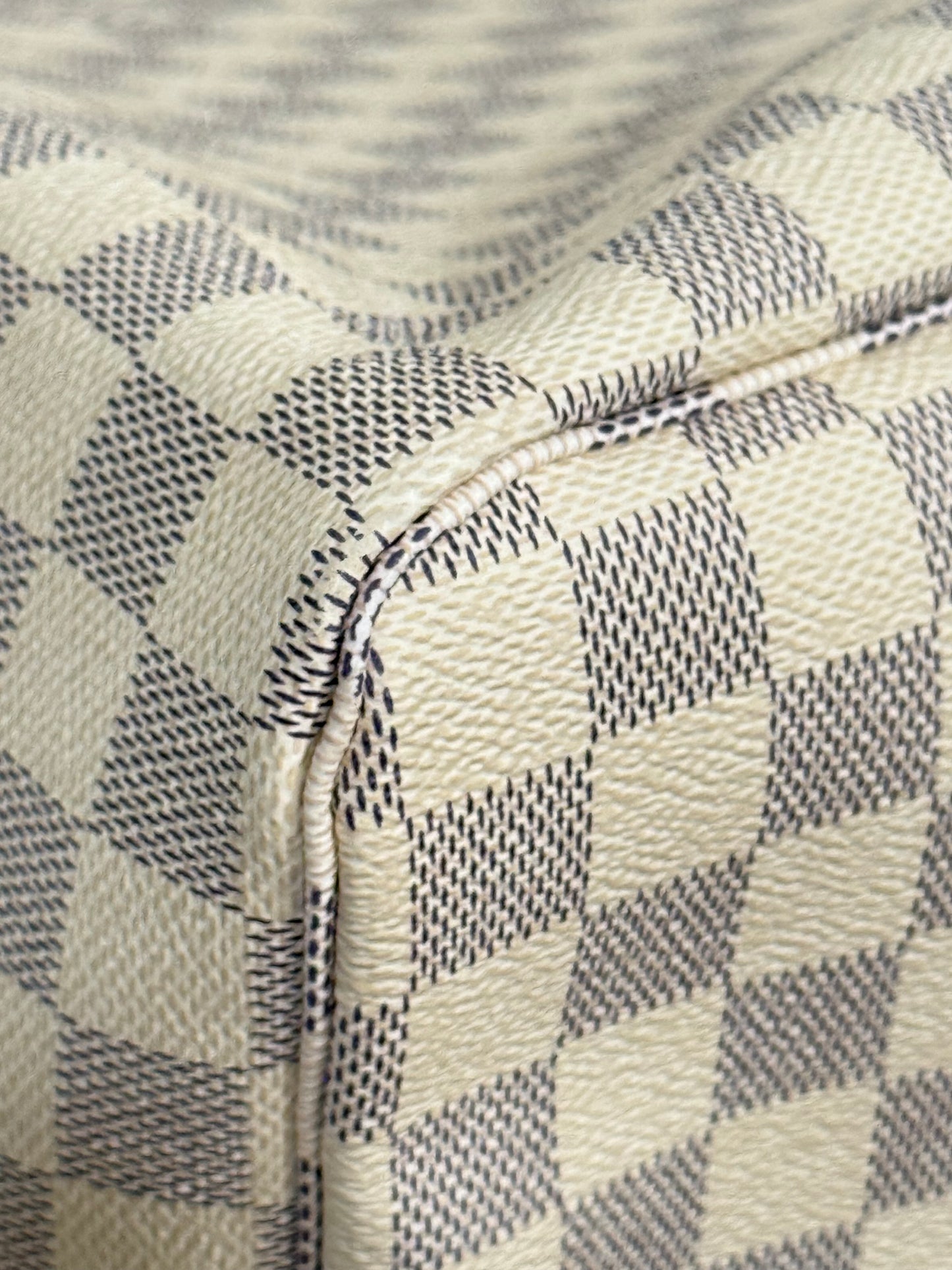 Louis Vuitton Neverfull GM in Damier Azur Rose Ballerine