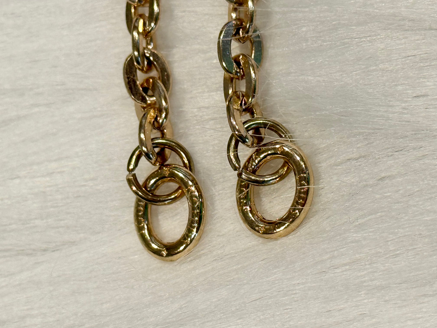 Louis Vuitton Chain Strap Non-clasp