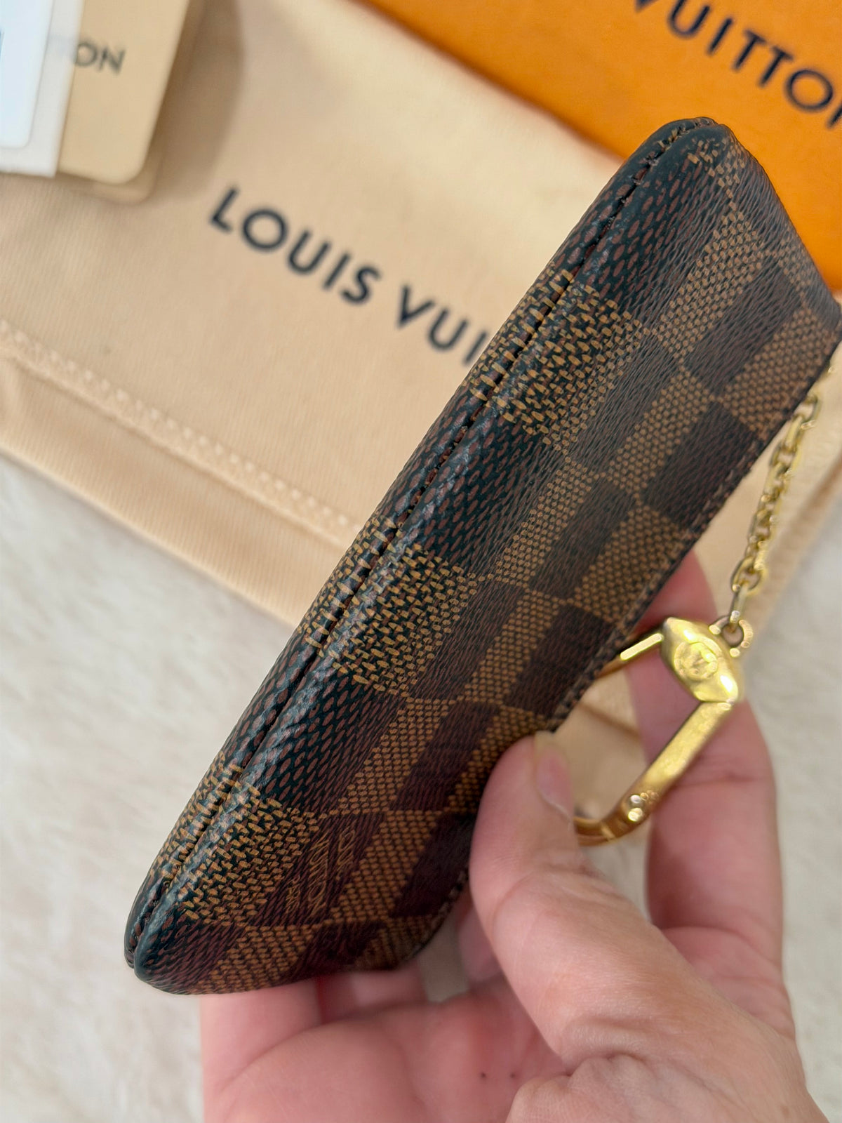 Louis Vuitton Key Pouch/Cles Damier Ebene