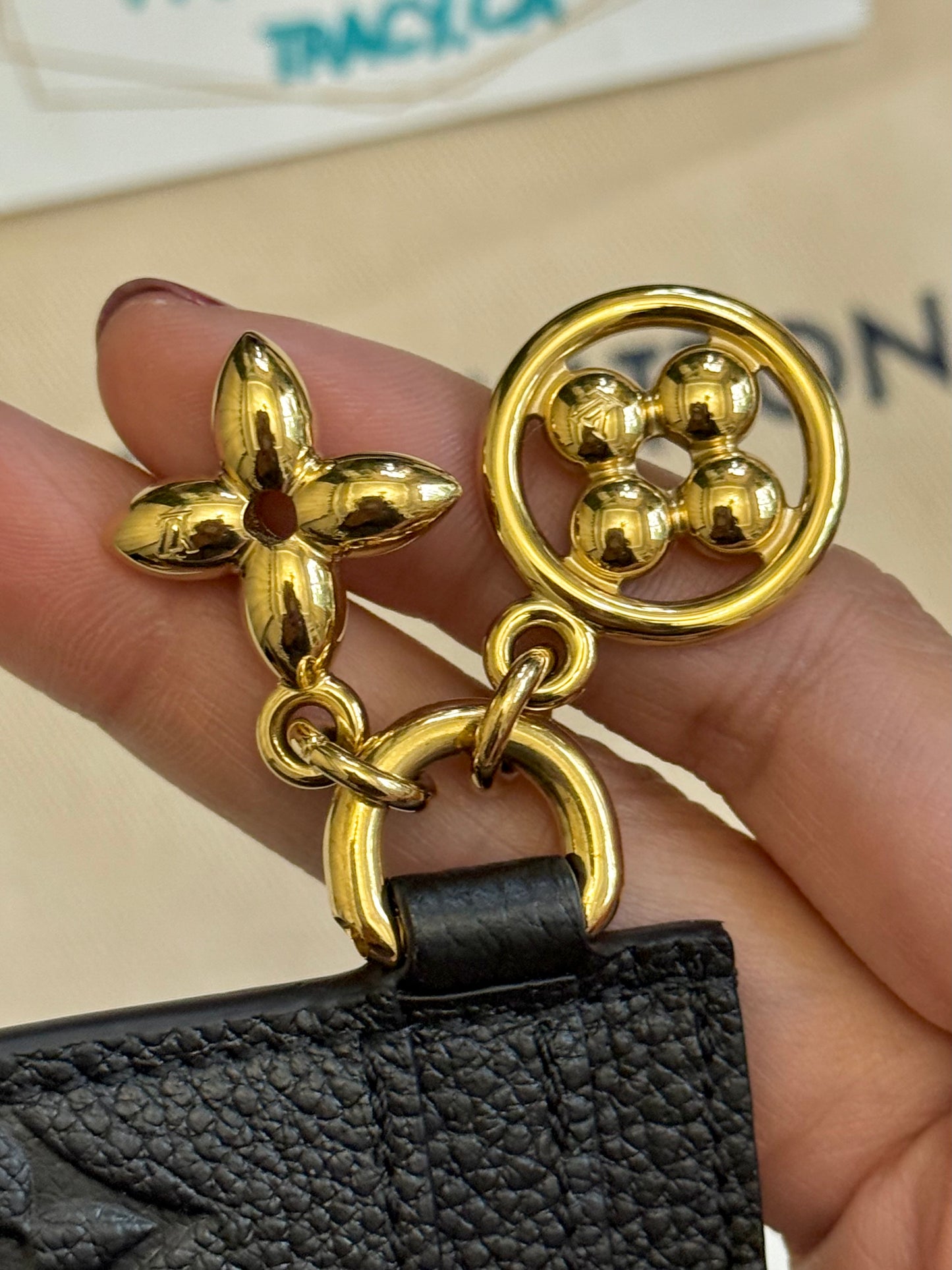 Louis Vuitton Charms Card Holder Black Empreinte