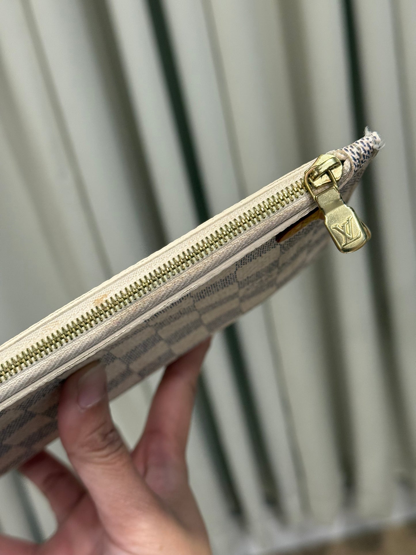 Louis Vuitton Neverfull MM/GM Damier Azur Beige