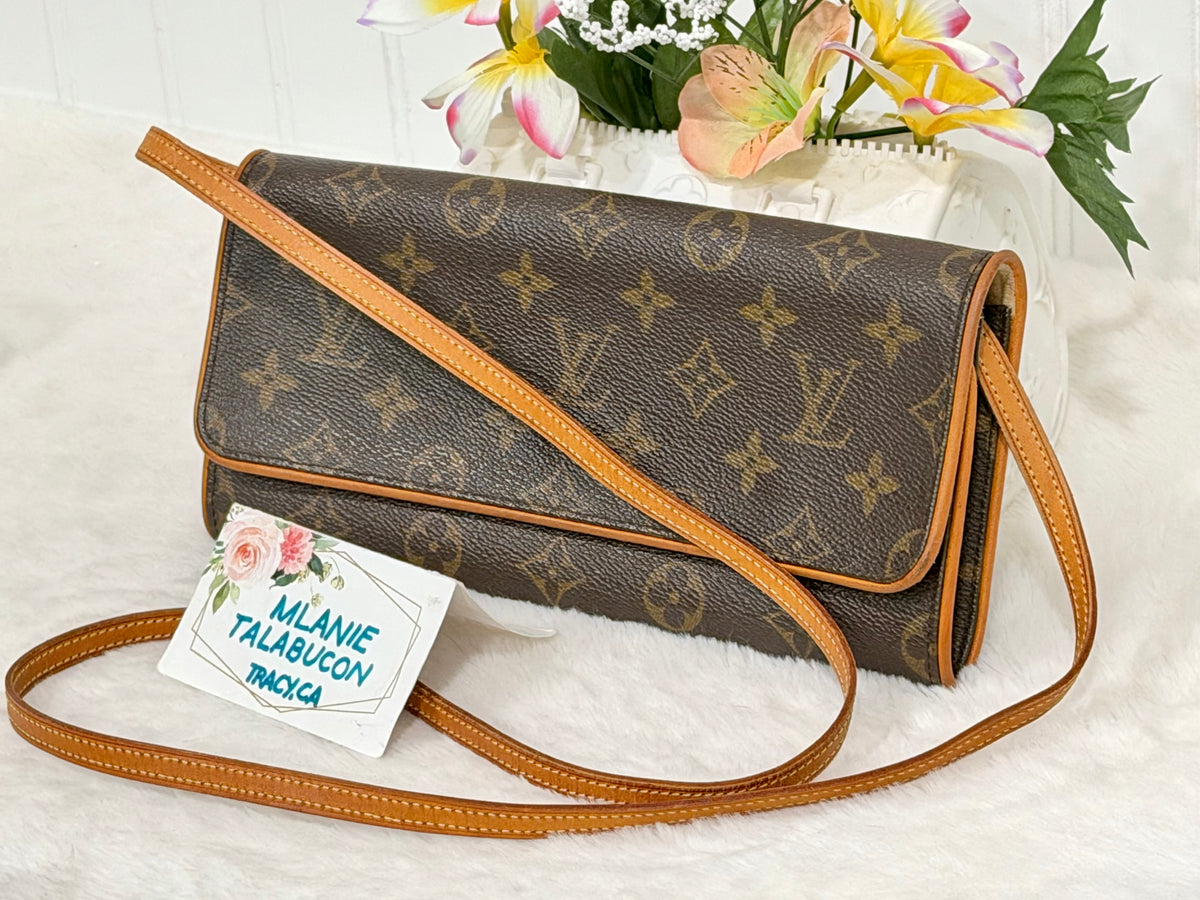 Louis Vuitton Twin Pochette GM Mono