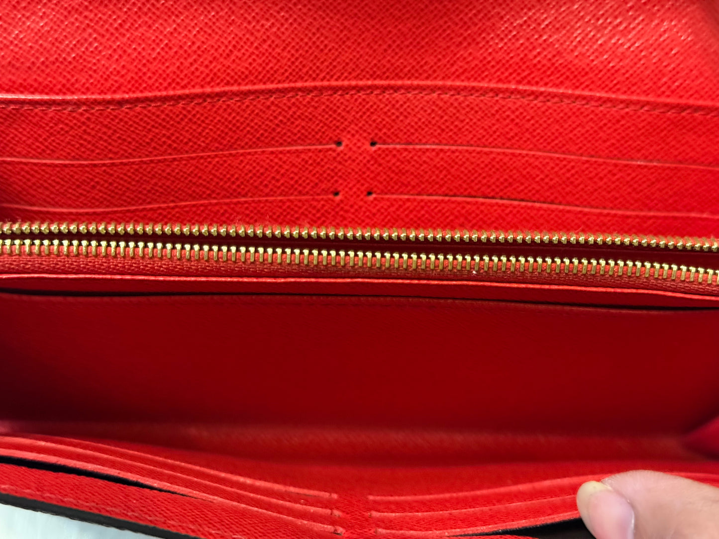Louis Vuitton Sarah Wallet Mono Red