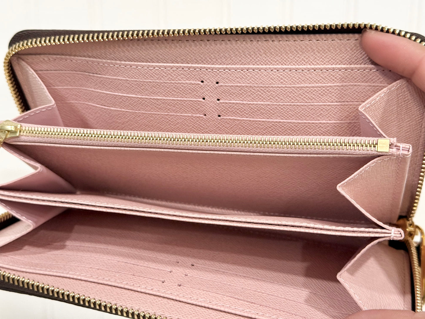 Louis Vuitton Zippy Wallet Mono Rose Ballerine