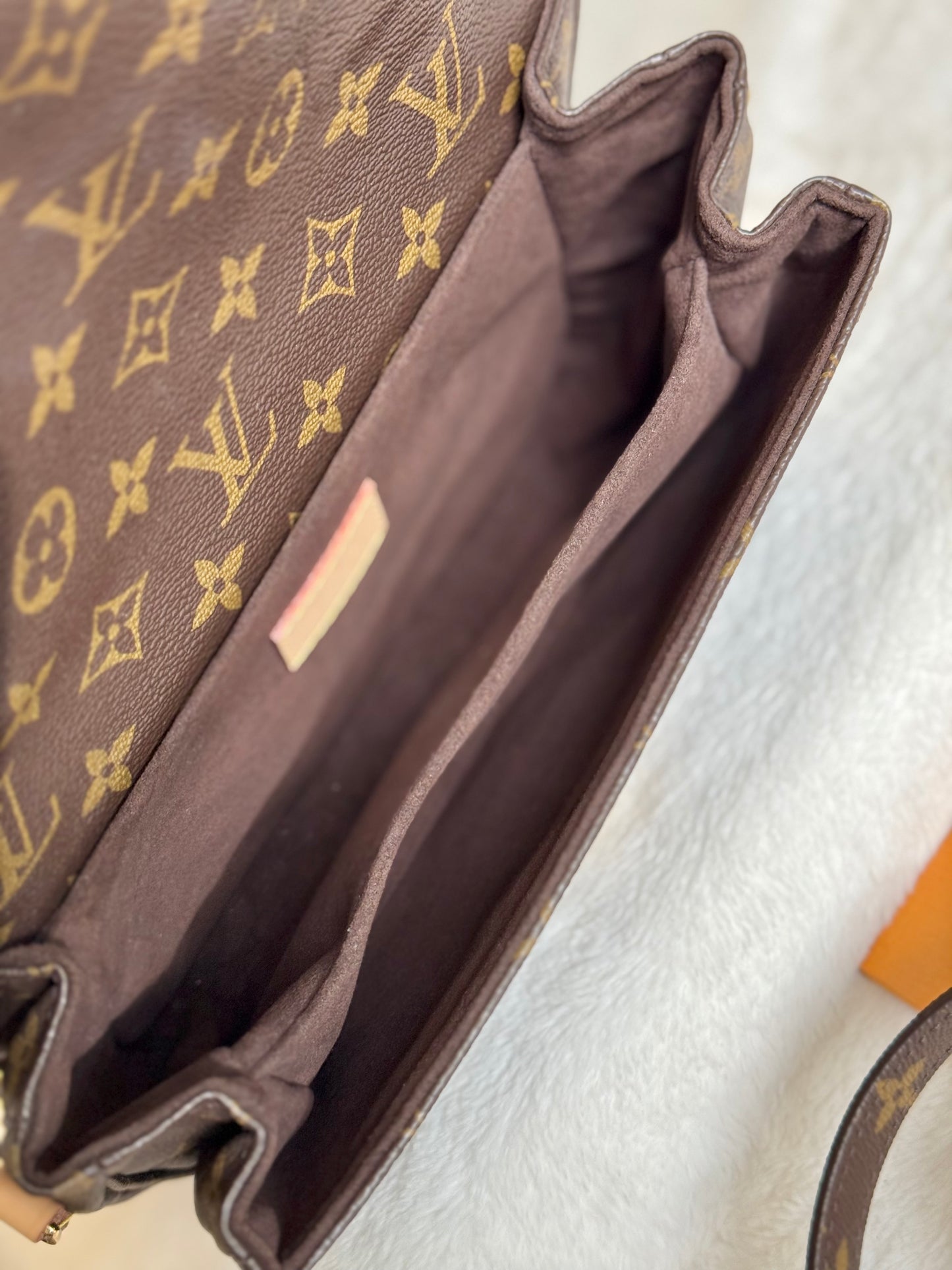 Louis Vuitton Pochette Metis Mono