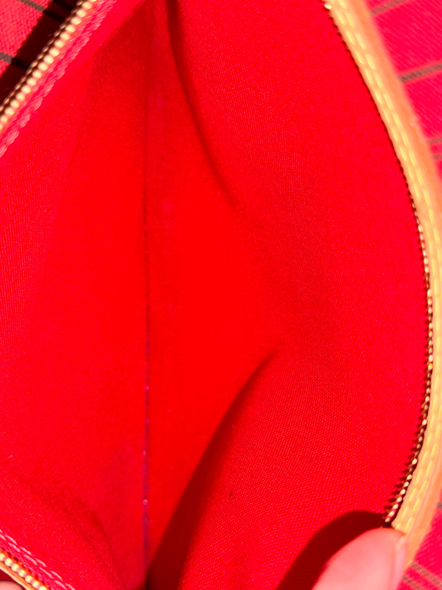 Louis Vuitton Neverfull MM Mono Cerise