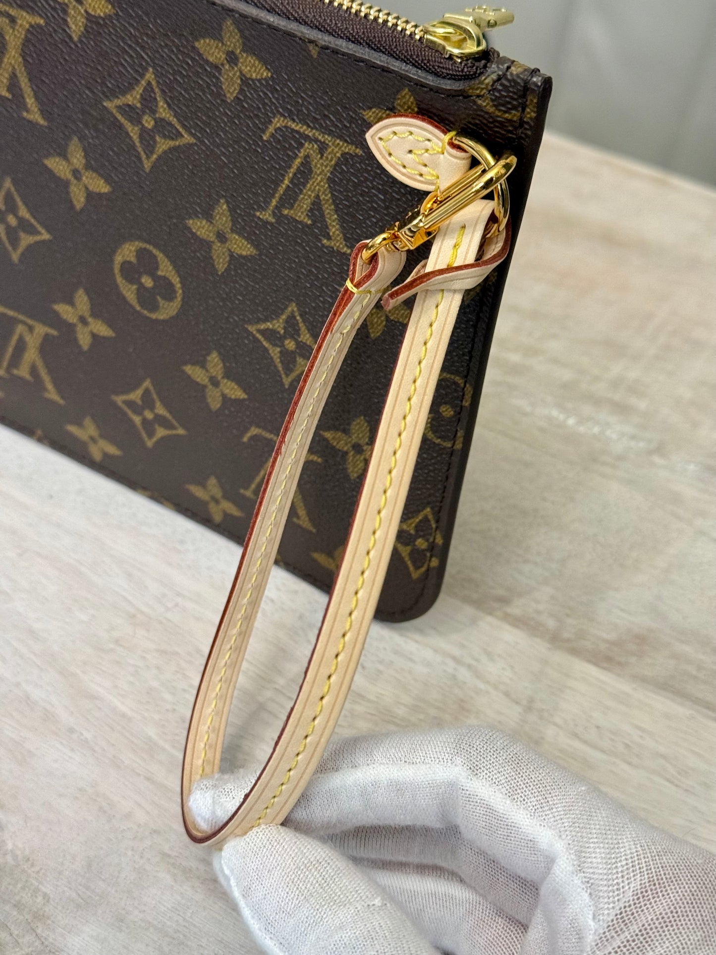 Louis Vuitton Neverfull Mono Pouch Fuchsia