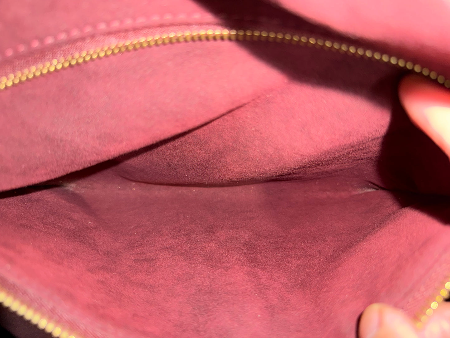 Louis Vuitton Carryall MM Mono (Bag Only)