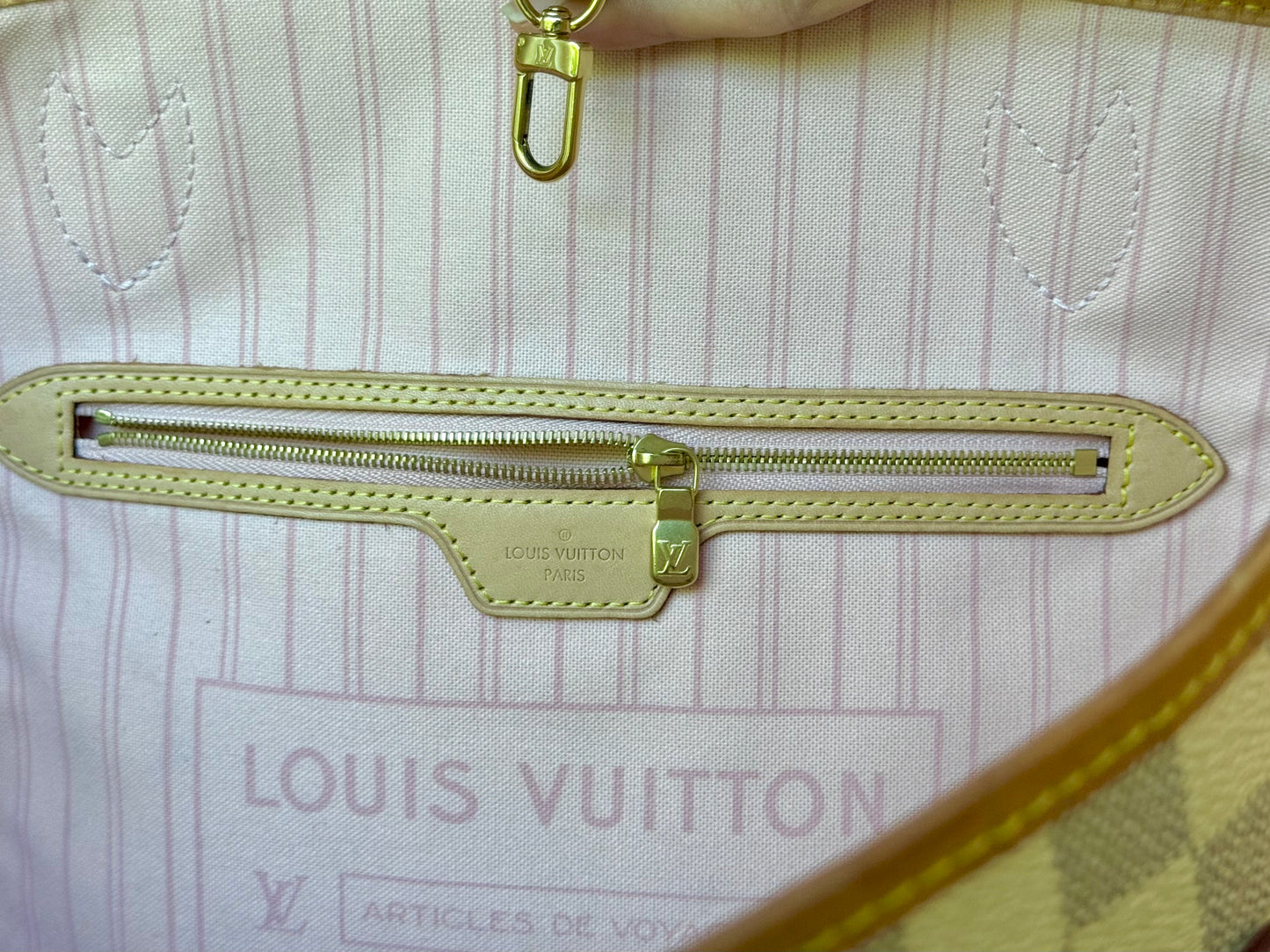 Louis Vuitton Neverfull MM Damier Azur Rose Ballerine
