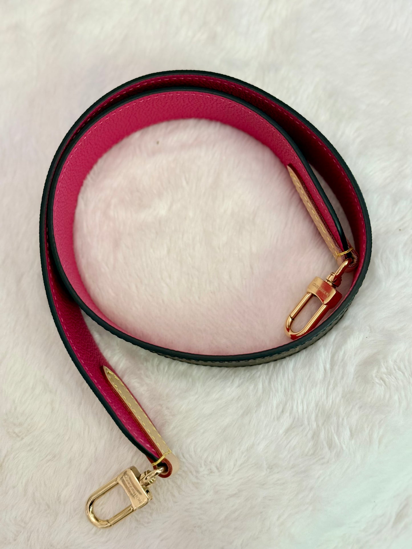 Louis Vuitton Neverfull Bandouliere Inside Out MM Mono Rose Pondichery
