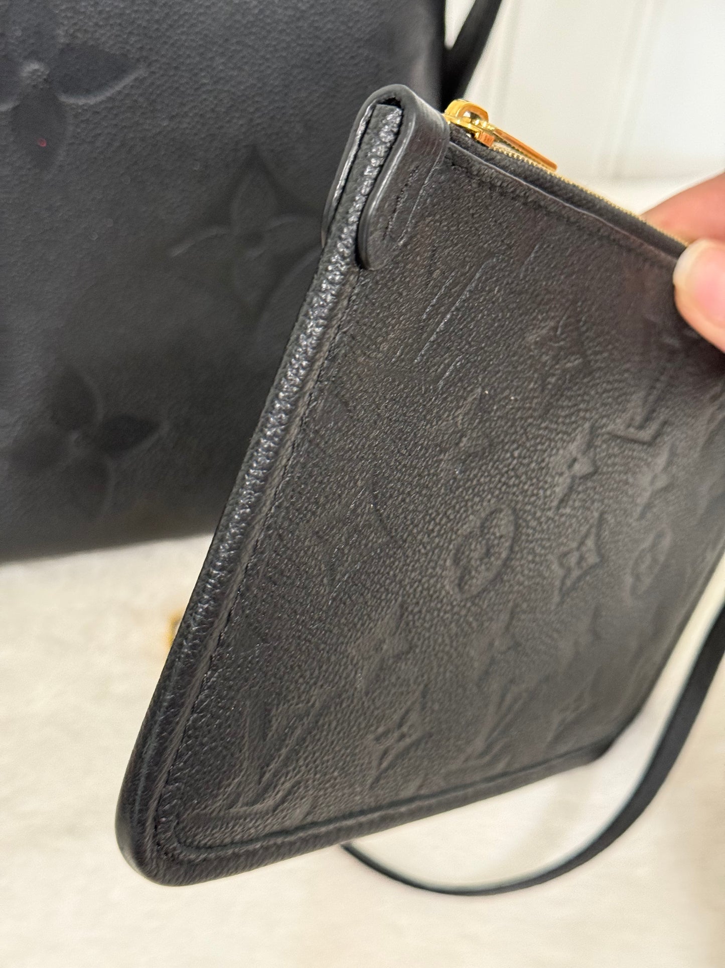 Louis Vuitton Carryall PM Giant Mono Empreinte Black/Noir