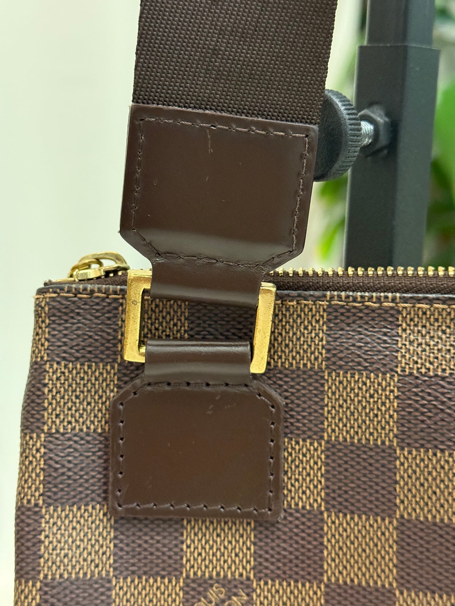 Louis Vuitton Pochette Bosphore DE