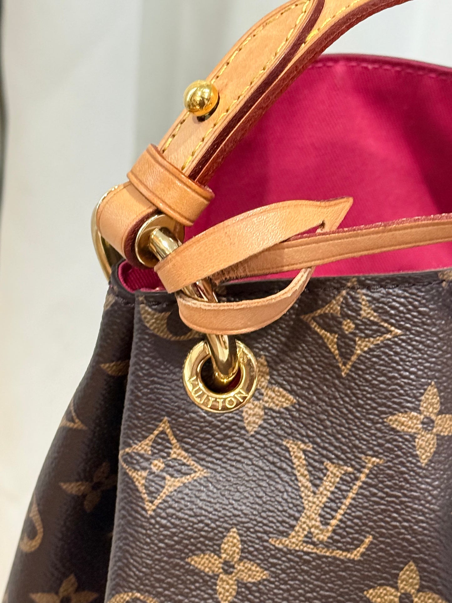 Louis Vuitton Graceful MM Mono Pivoine