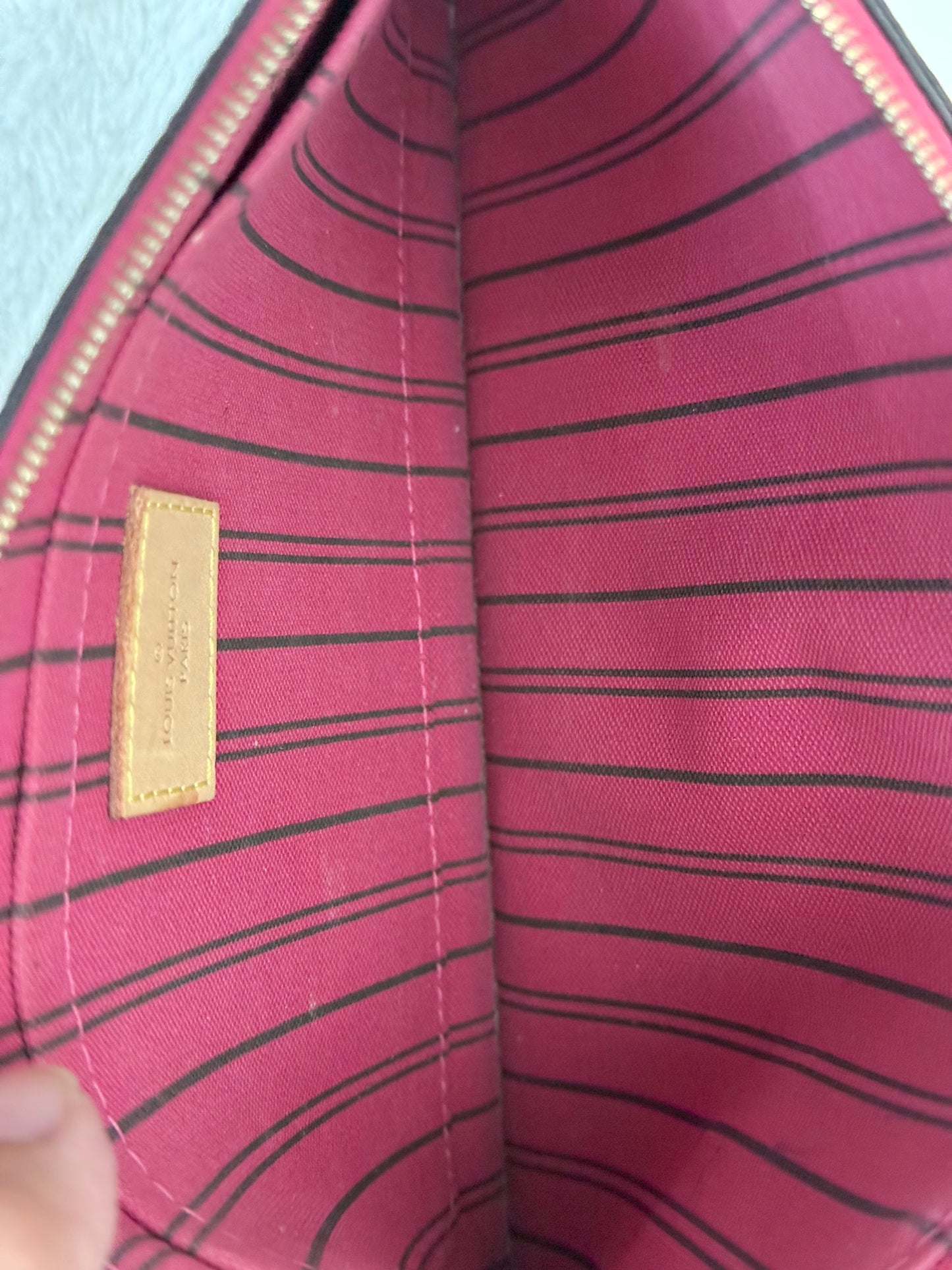 Loui Vuitton Neverfull MM Pivoine Bag and Pouch