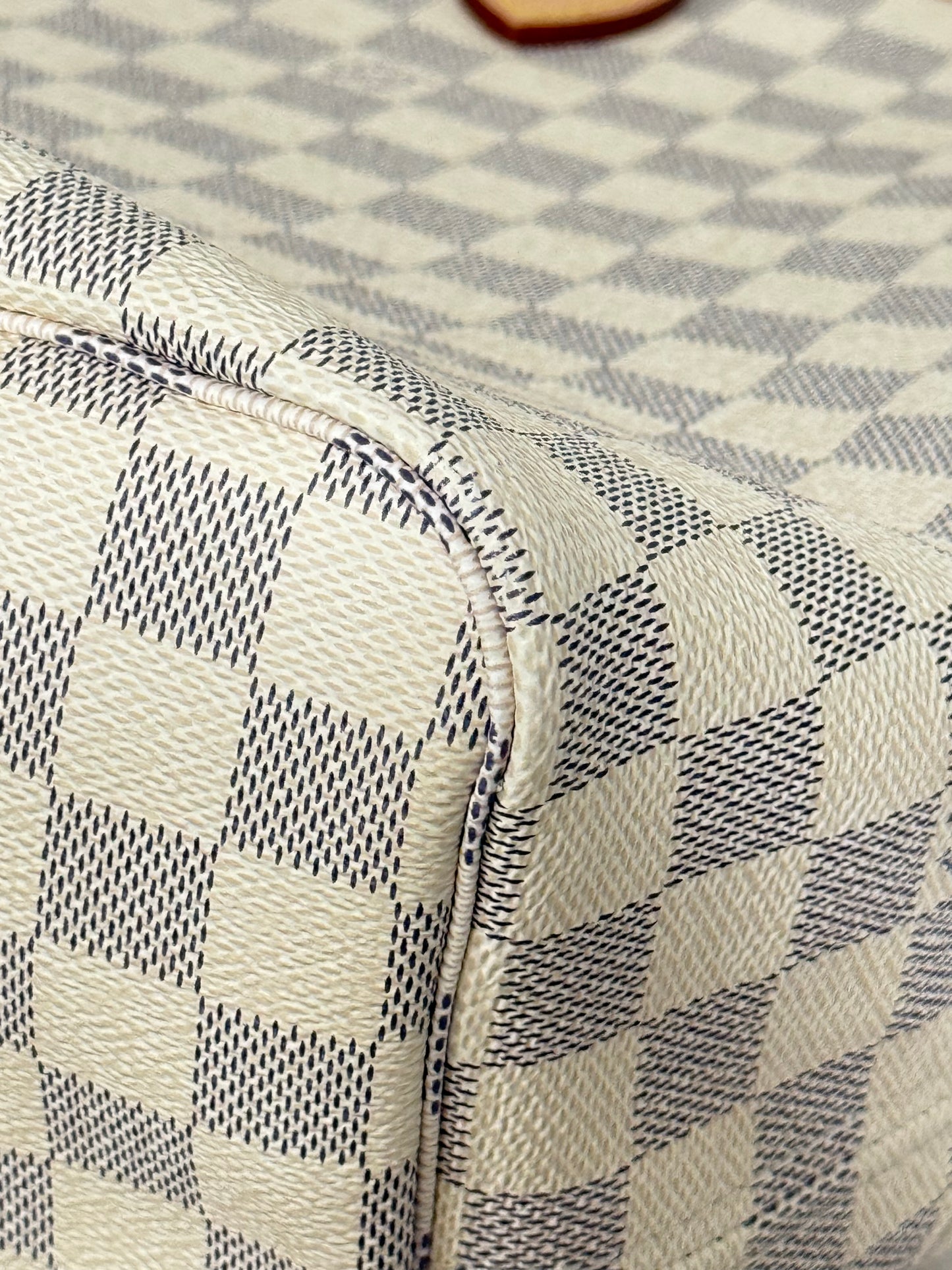 Louis Vuitton Neverfull GM in Damier Azur Rose Ballerine