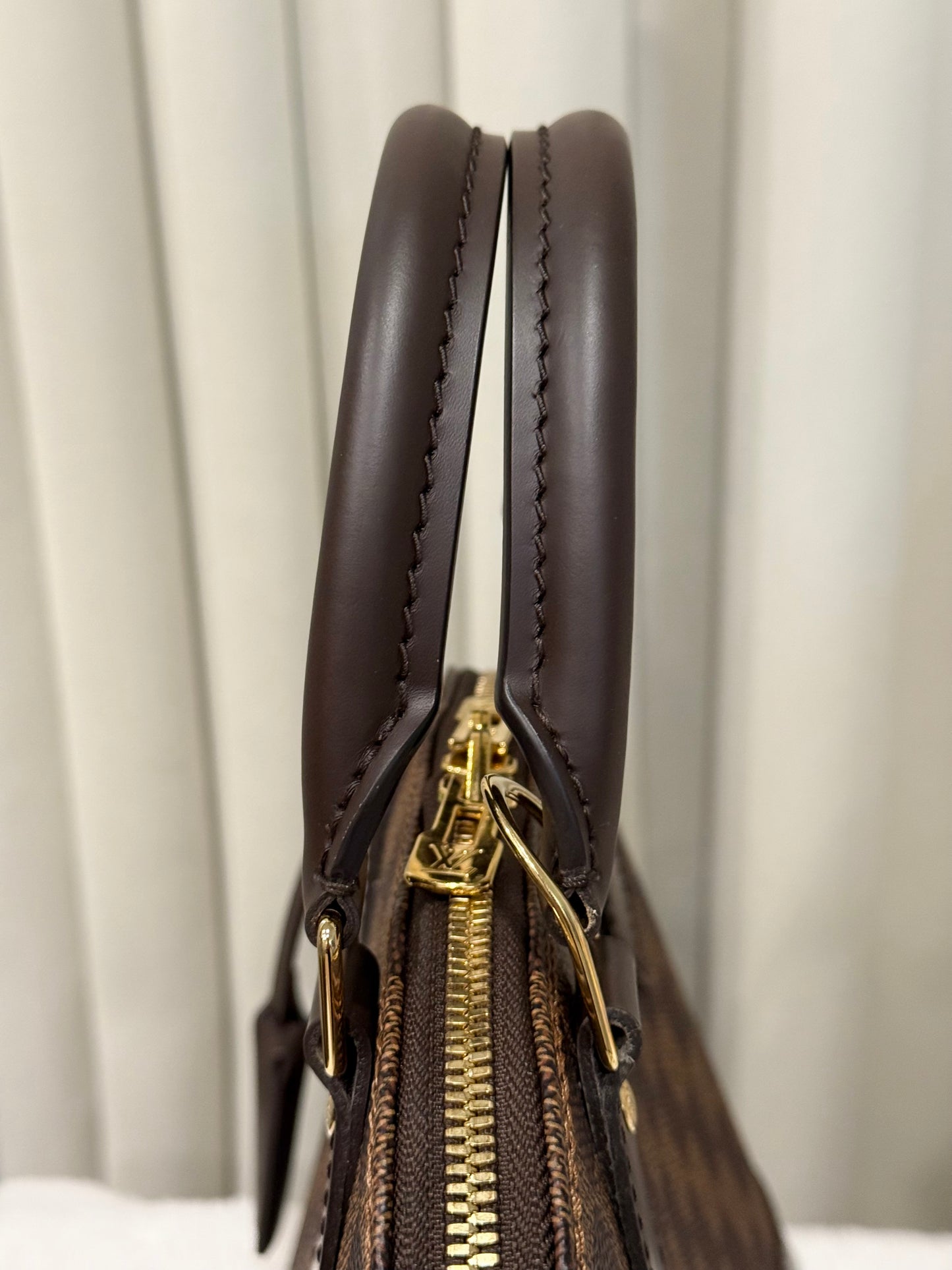 Louis Vuitton Alma BB Damier Ebene