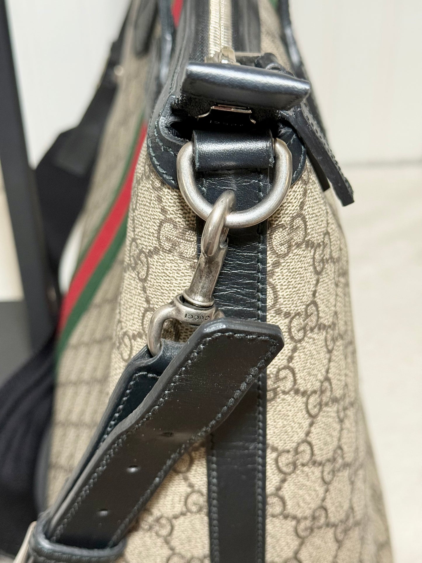 Gucci Zipped Web GG Supreme Canvas Tote Shoulder Bag Black 359261