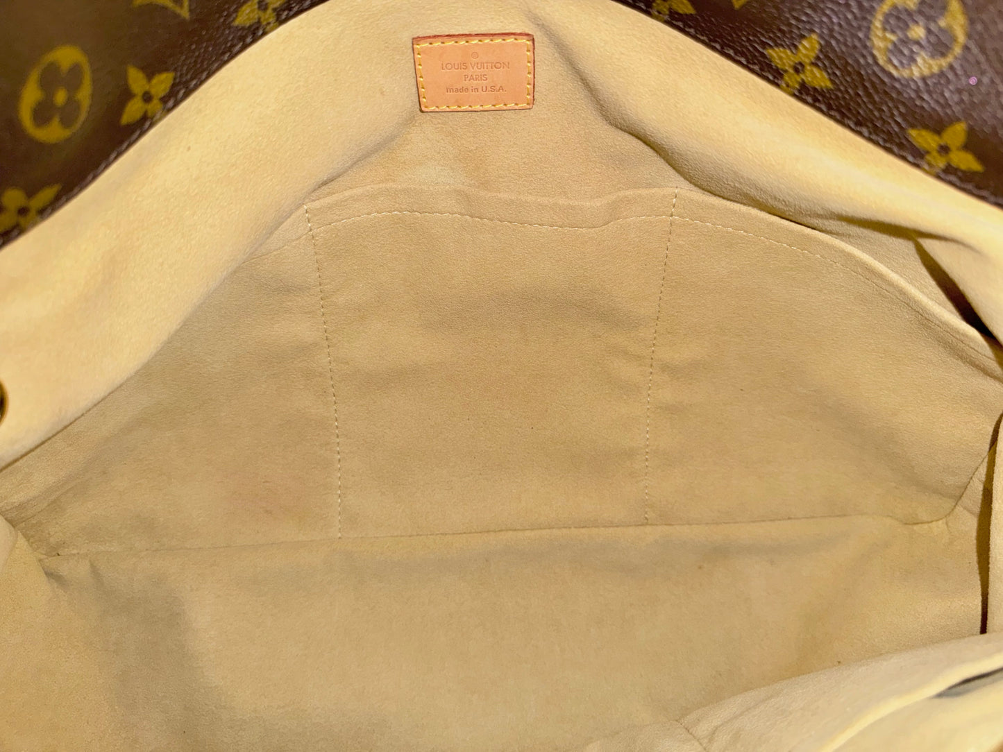 Louis Vuitton Artsy MM Mono