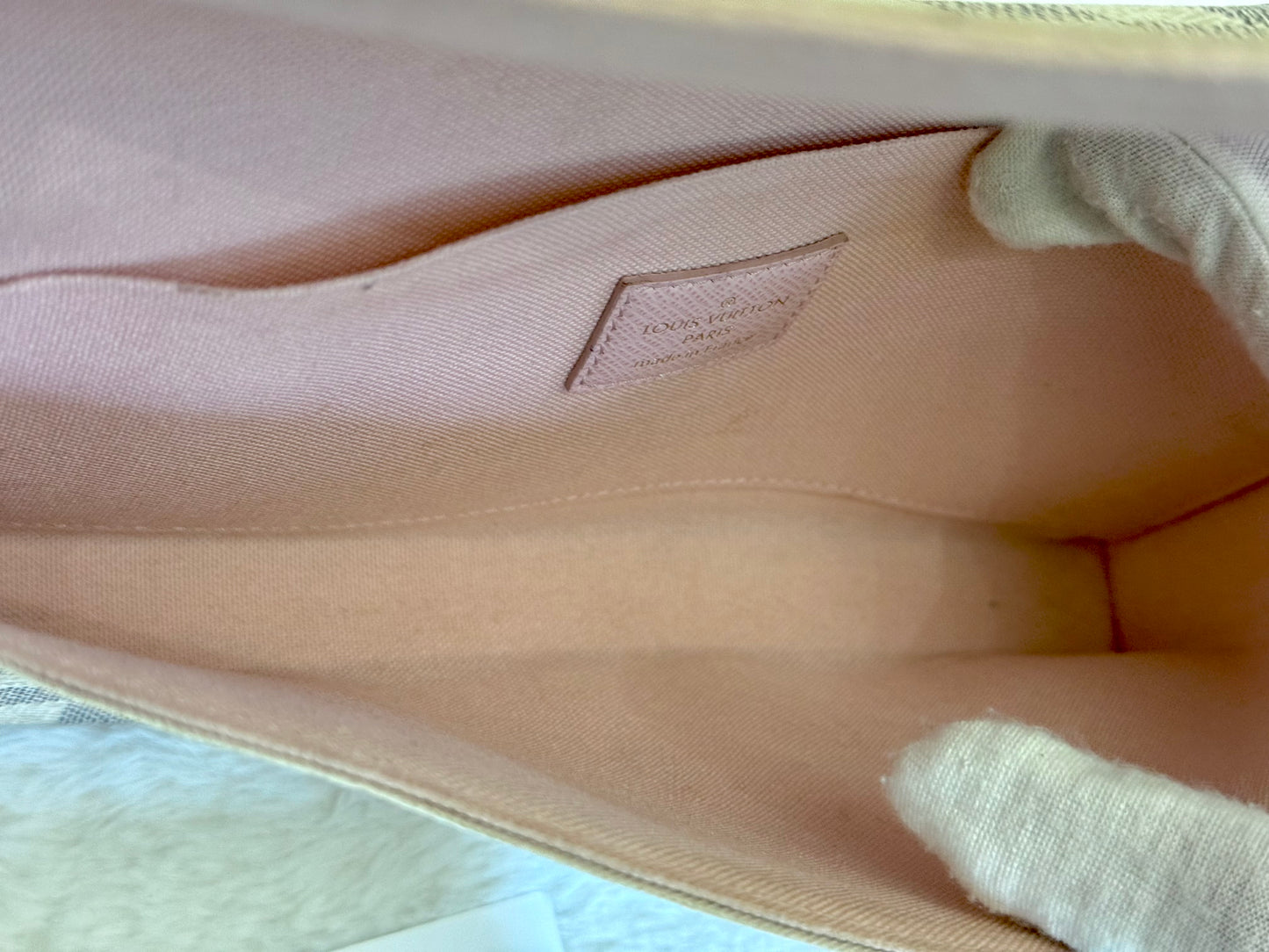Louis Vuitton Felicie Pochette Damier Azur