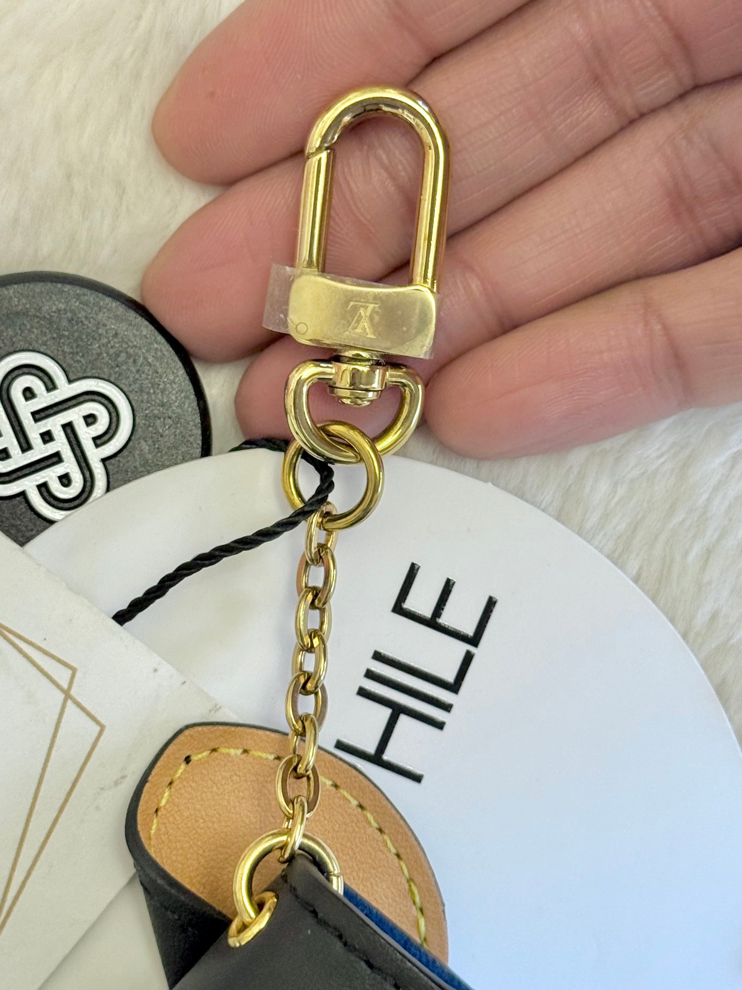 Louis Vuitton Monogram Cat Airpod Earphones Case Black
