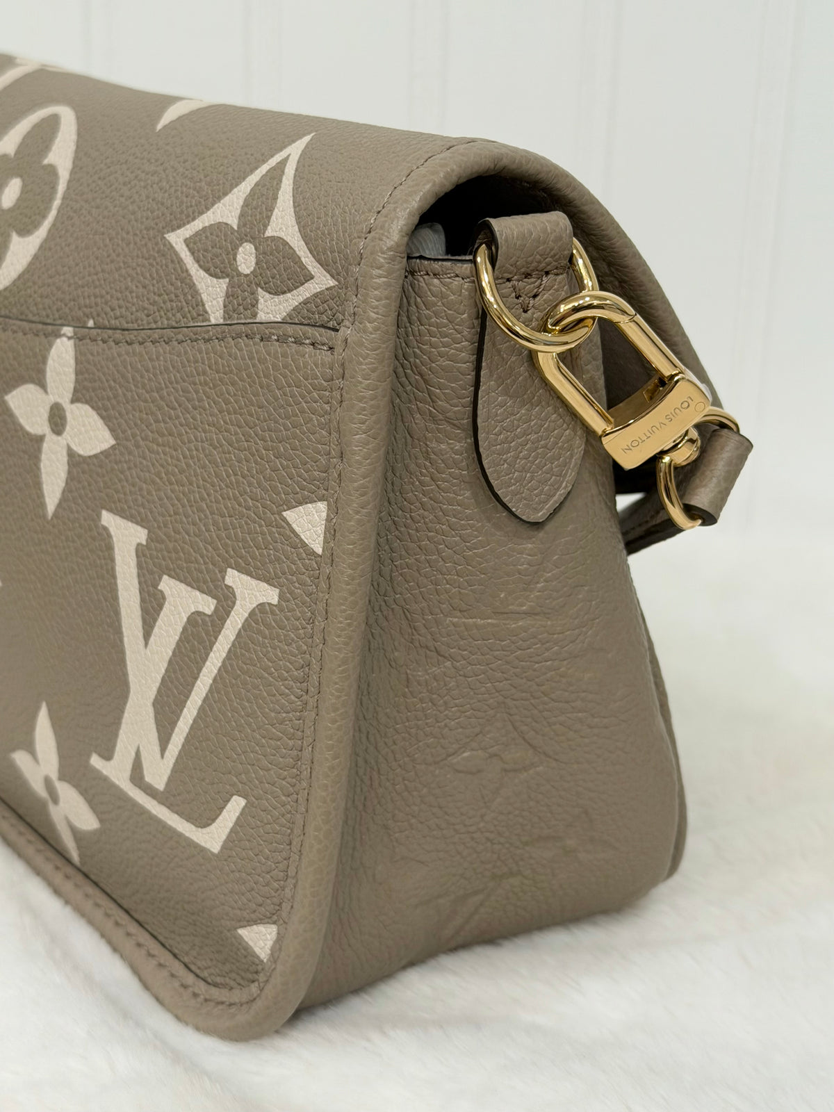 Louis Vuitton Diane Empreinte Bicolor Turtledove/Cream