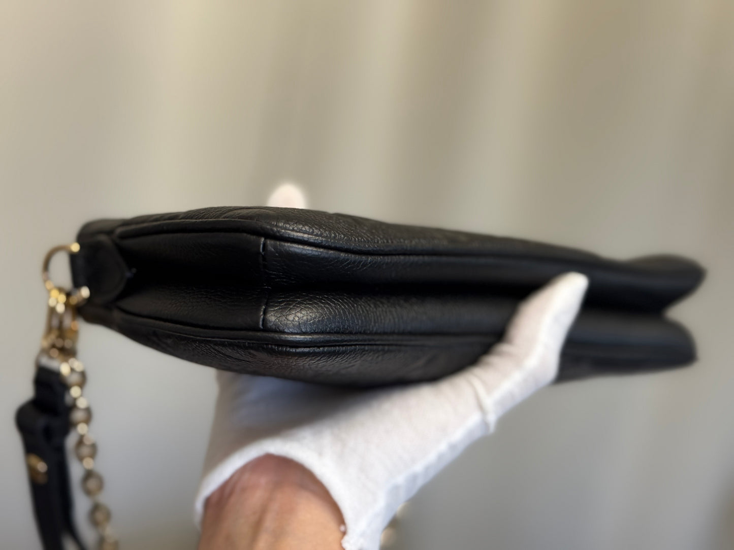 Louis Vuitton Liv Pochette Mono Empreinte Noir/Black
