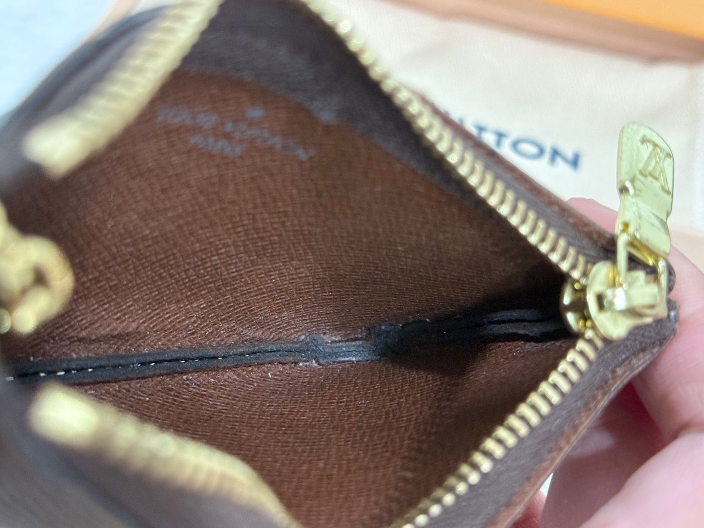 Louis Vuitton Key Cles Mono