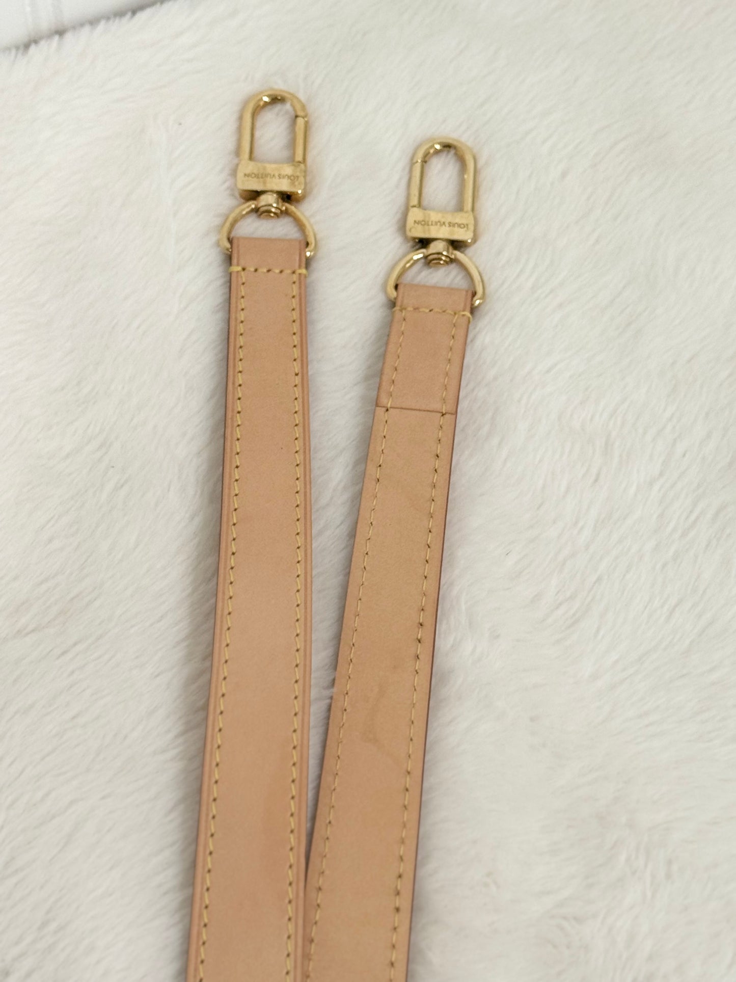 Louis Vuitton Vachetta Shoulder Non Adjustable Strap