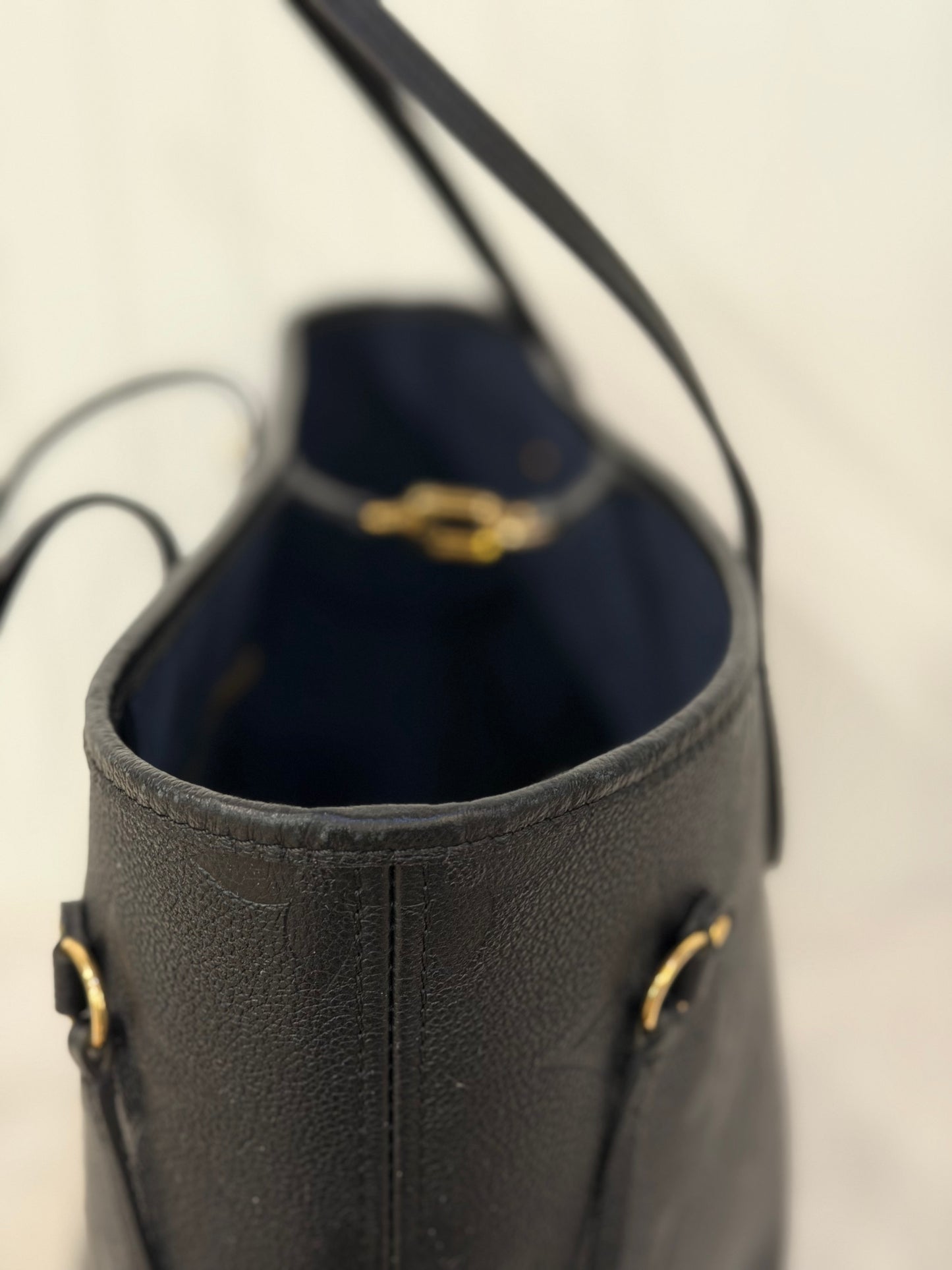 Louis Vuitton Neverfull Mono Giant Empreinte Black