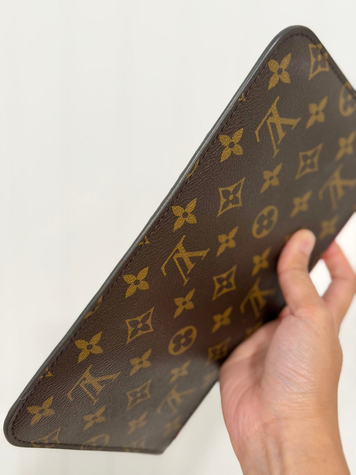 Louis Vuitton Neverfull Mono Pouch Pivoine SD4270
