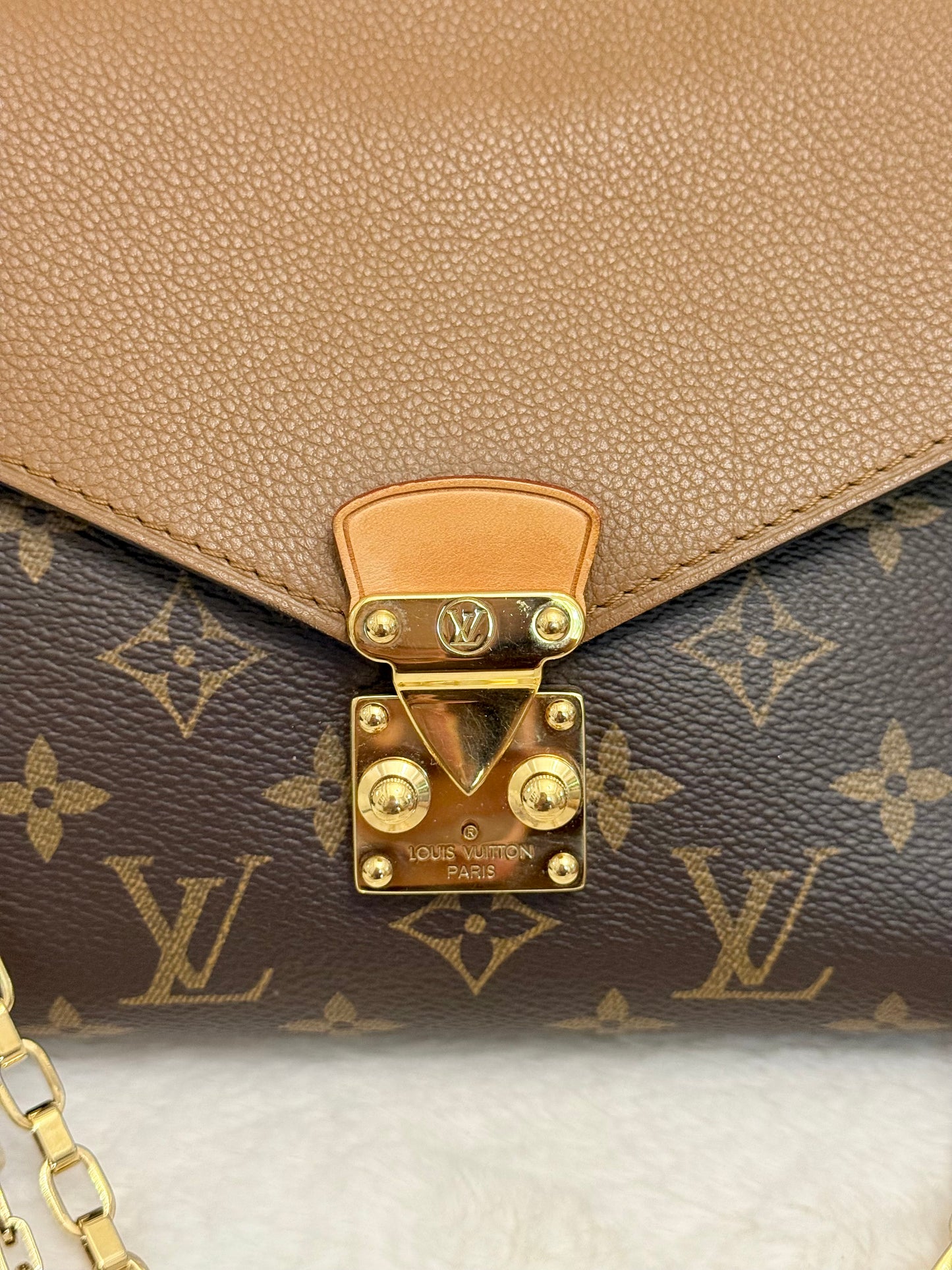 Louis Vuitton Pallas Chain Mono with Havane Leather