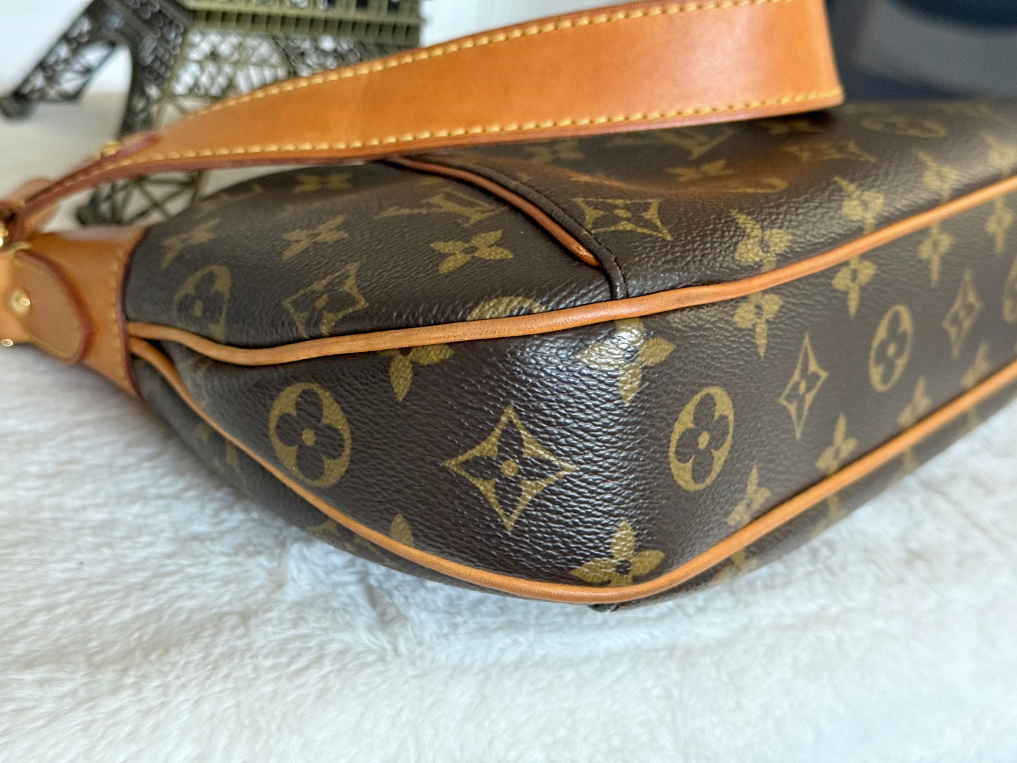 Louis Vuitton Thames PM Mono