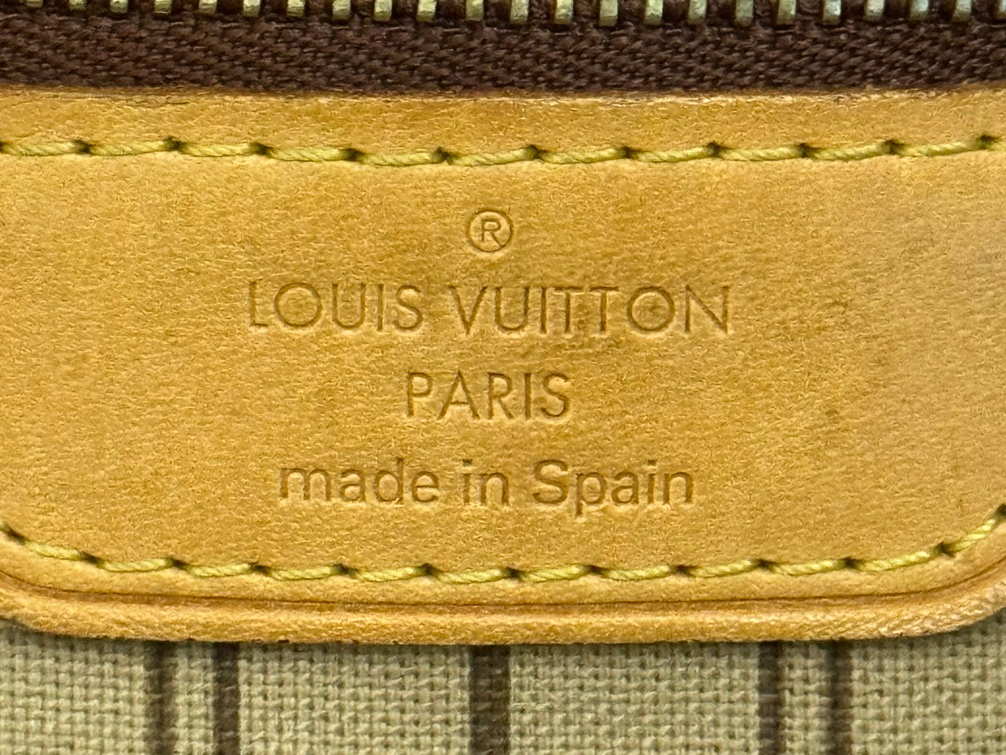 Louis Vuitton Neverfull MM Mono Beige