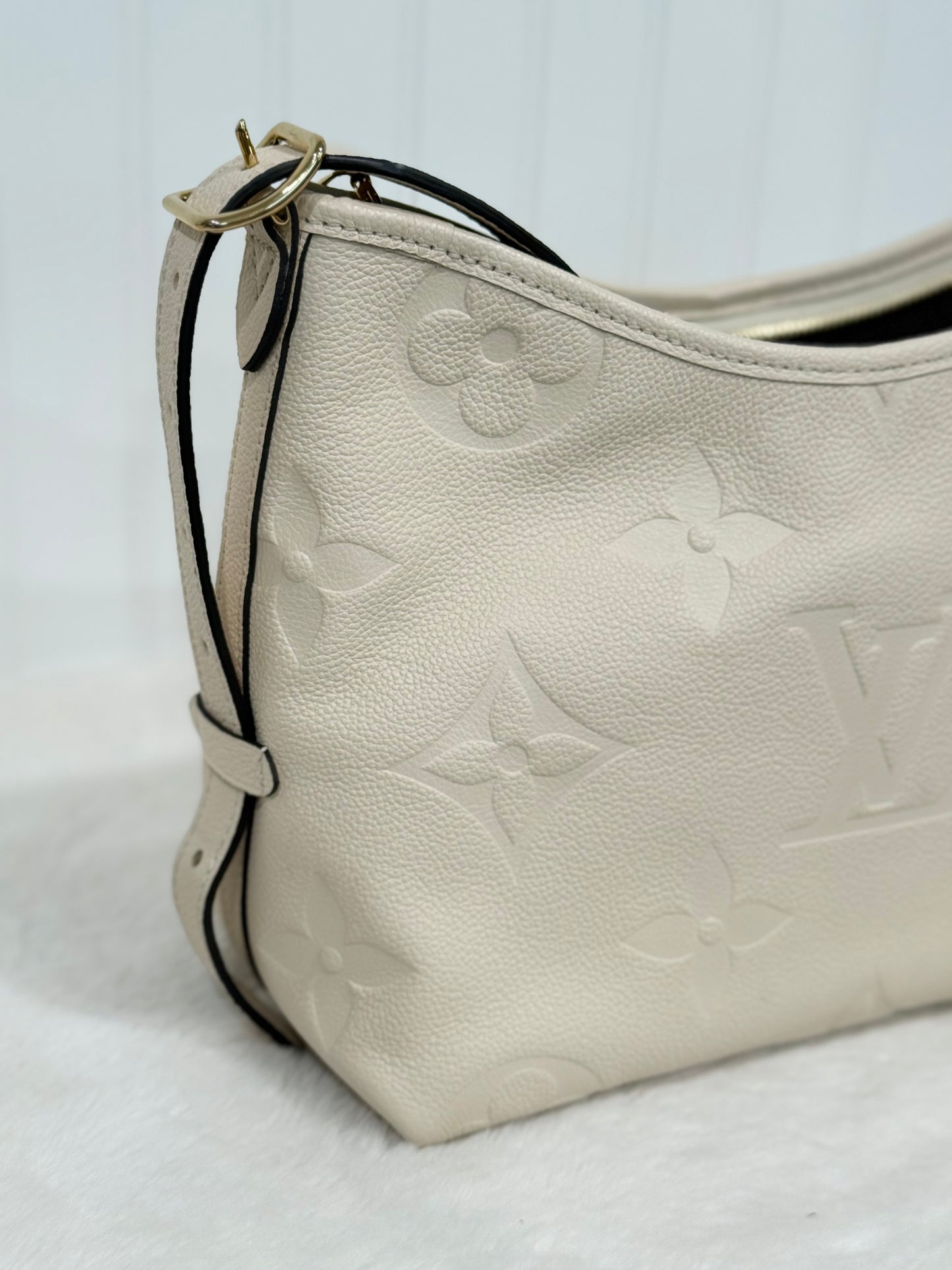 Louis Vuitton Carryall PM Creme