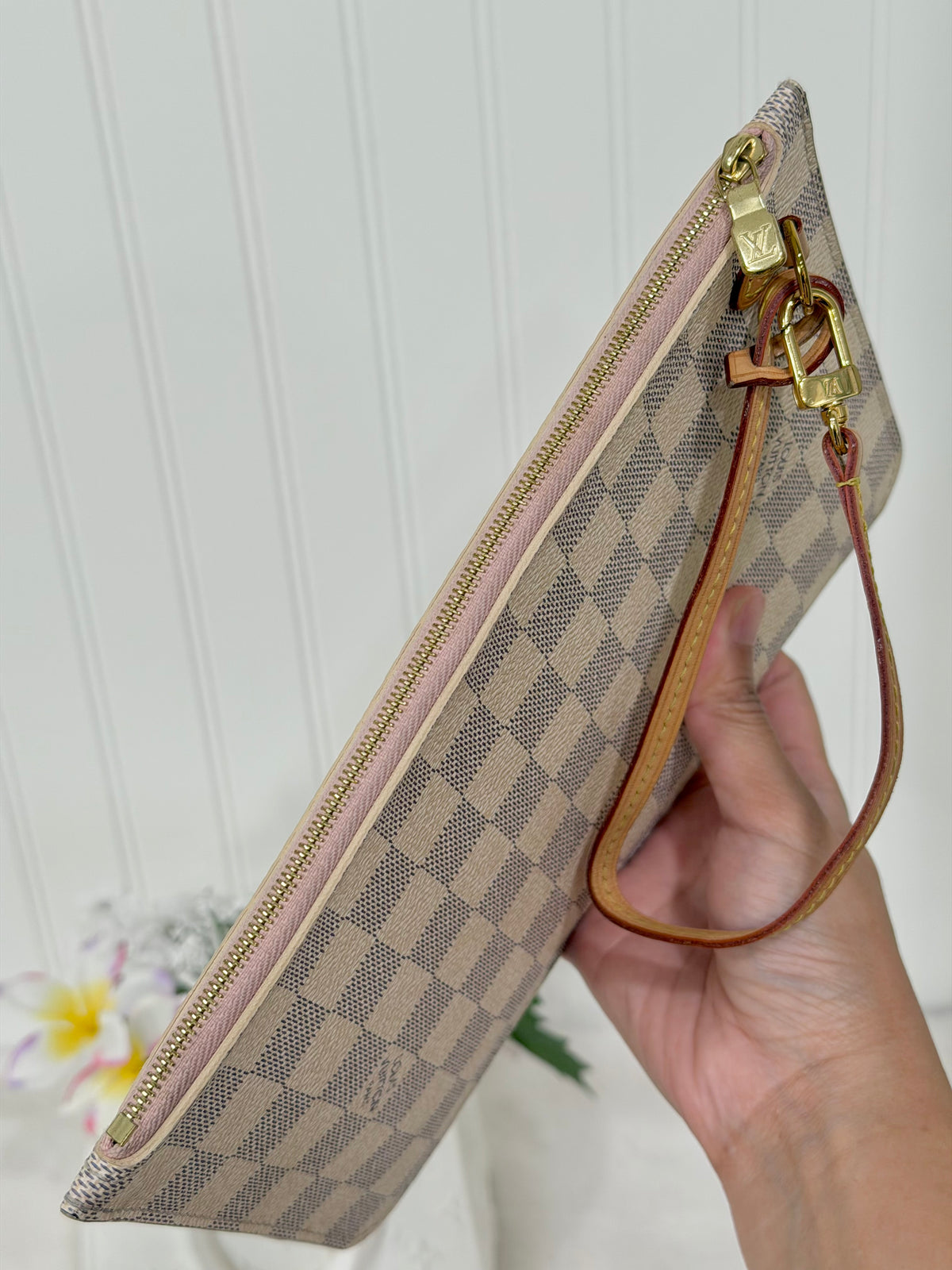 Louis Vuitton Neverfull MM/GM Damier Azur Rose Ballerine Pouch