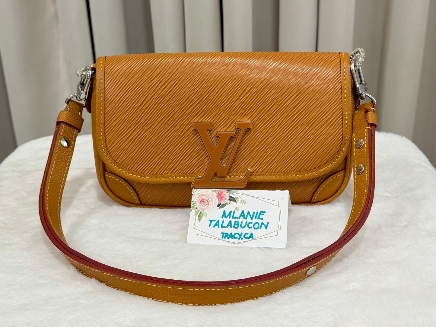 Louis Vuitton Buci in Epi Gold Honey