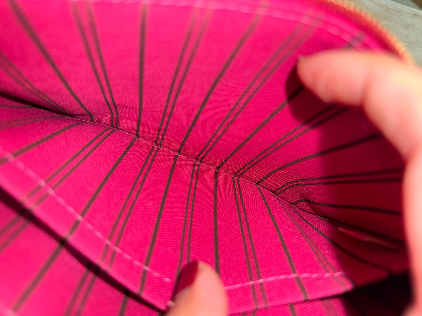 Louis Vuitton Neverfull Mono Pouch Pivoine