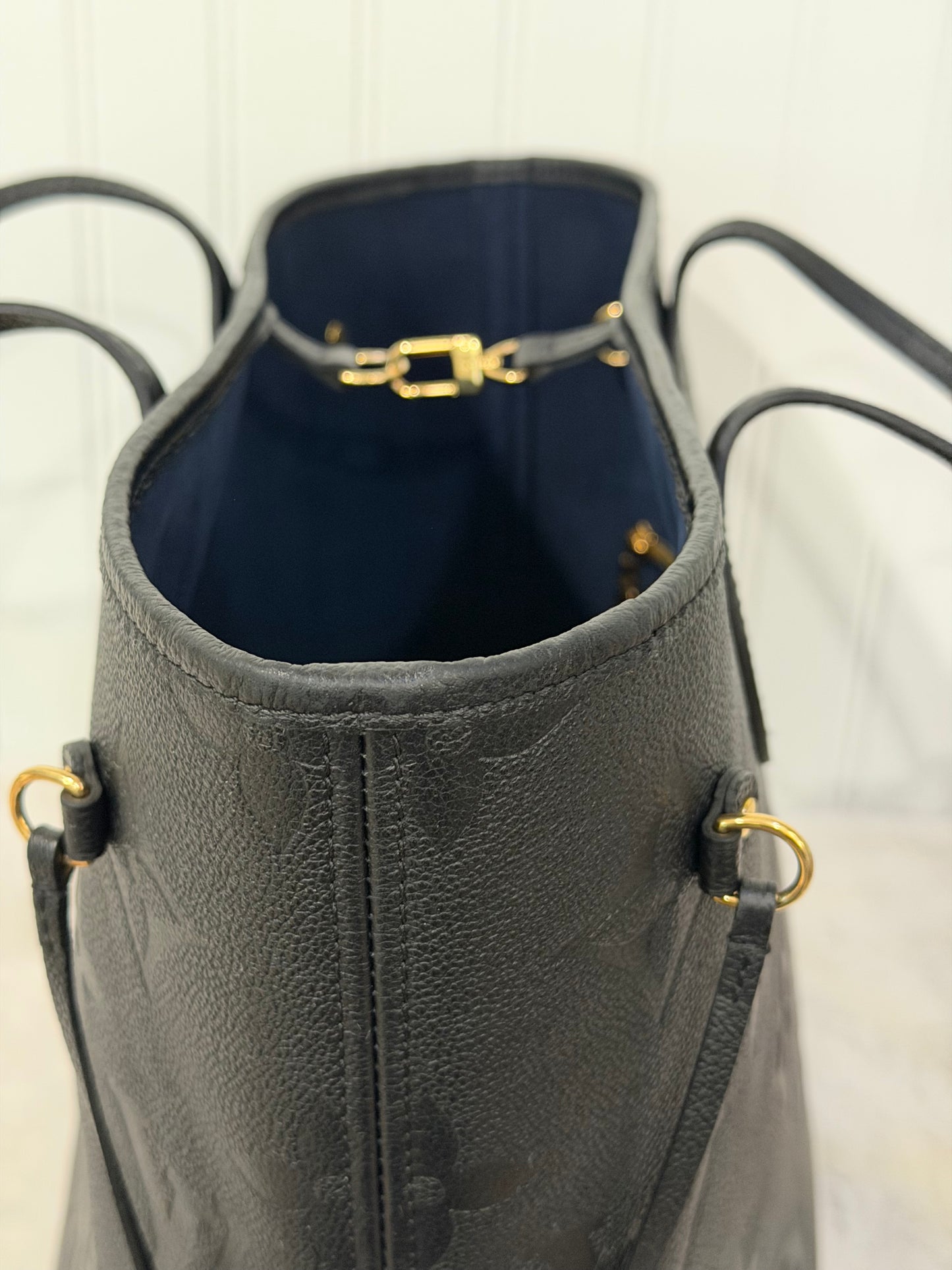 Louis Vuitton Neverfull Mono Giant Empreinte Black