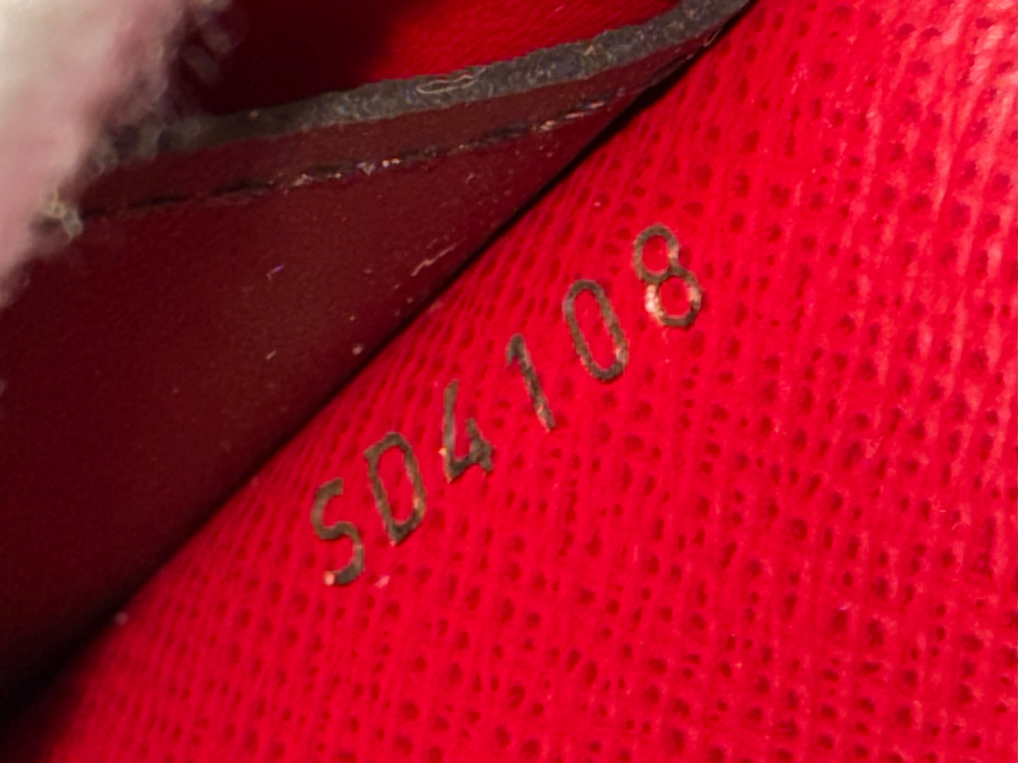 Louis Vuitton Emilie Wallet DE Cerise