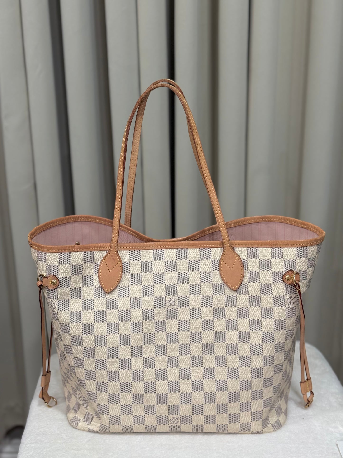 Louis Vuitton Neverfull MM Damier Azur Rose Ballerine